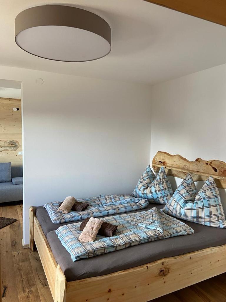 Family Room with Balcony photo 2
