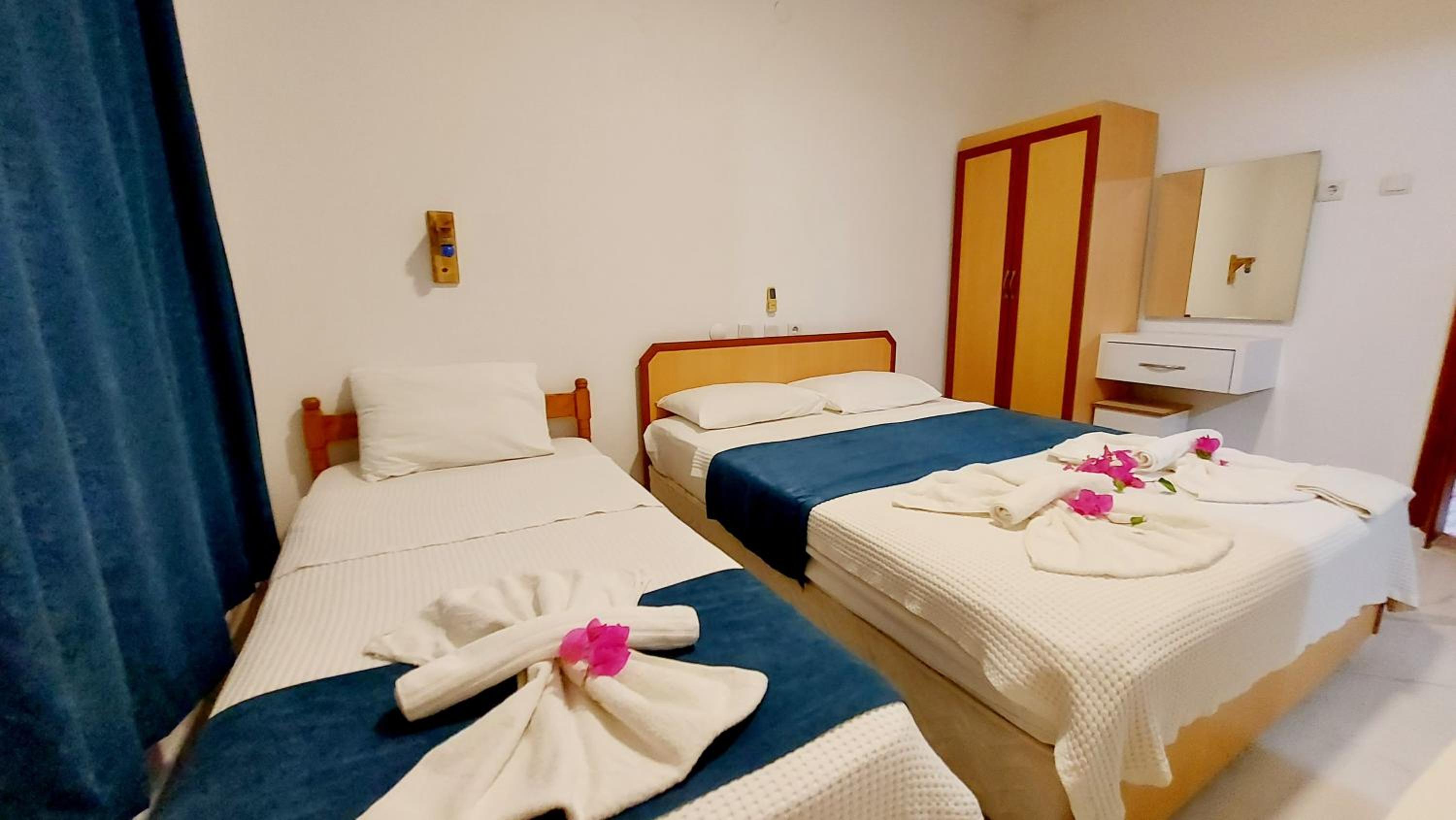 Triple Room photo 2