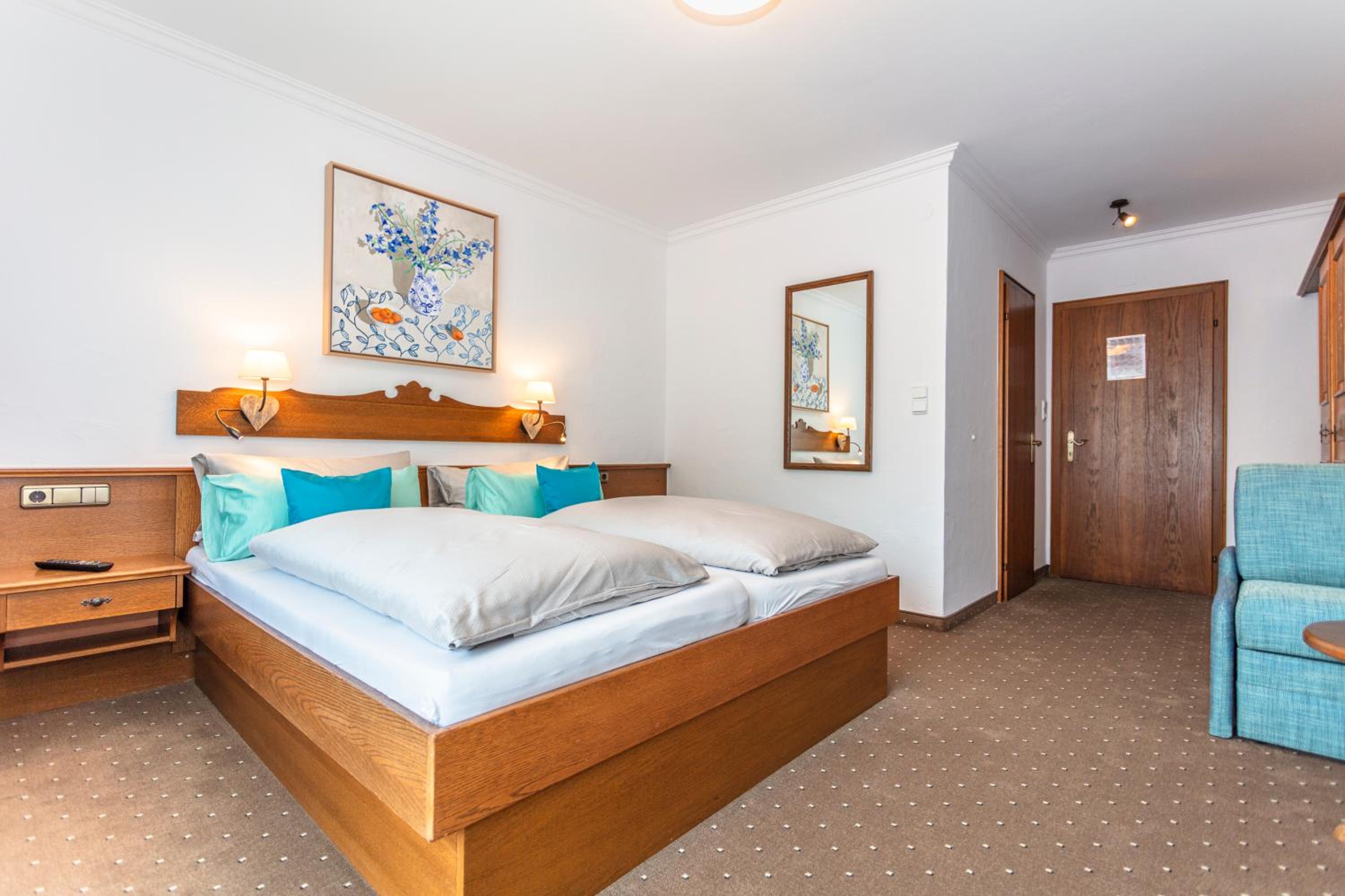 Double Room with Balcony photo 2