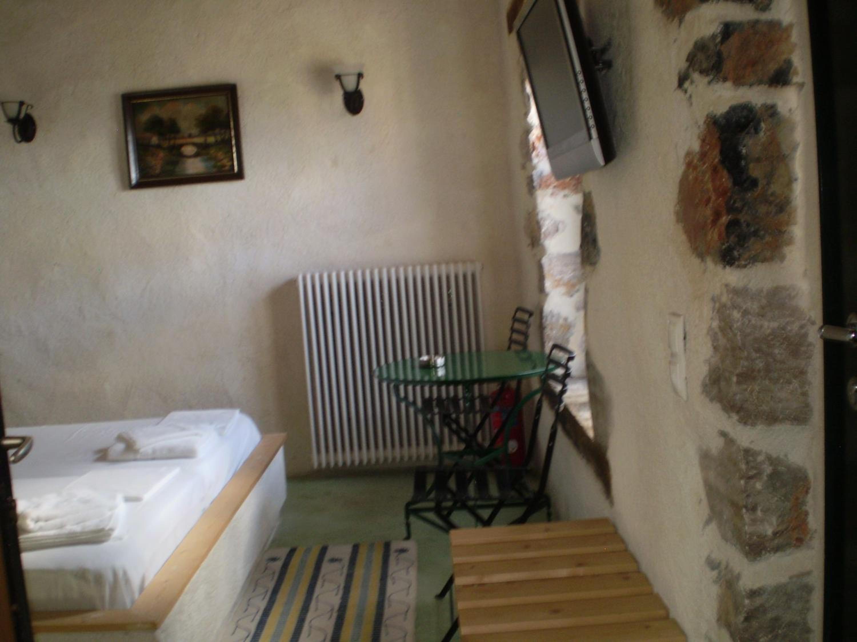 Double Room - Disability Access - Photo 5