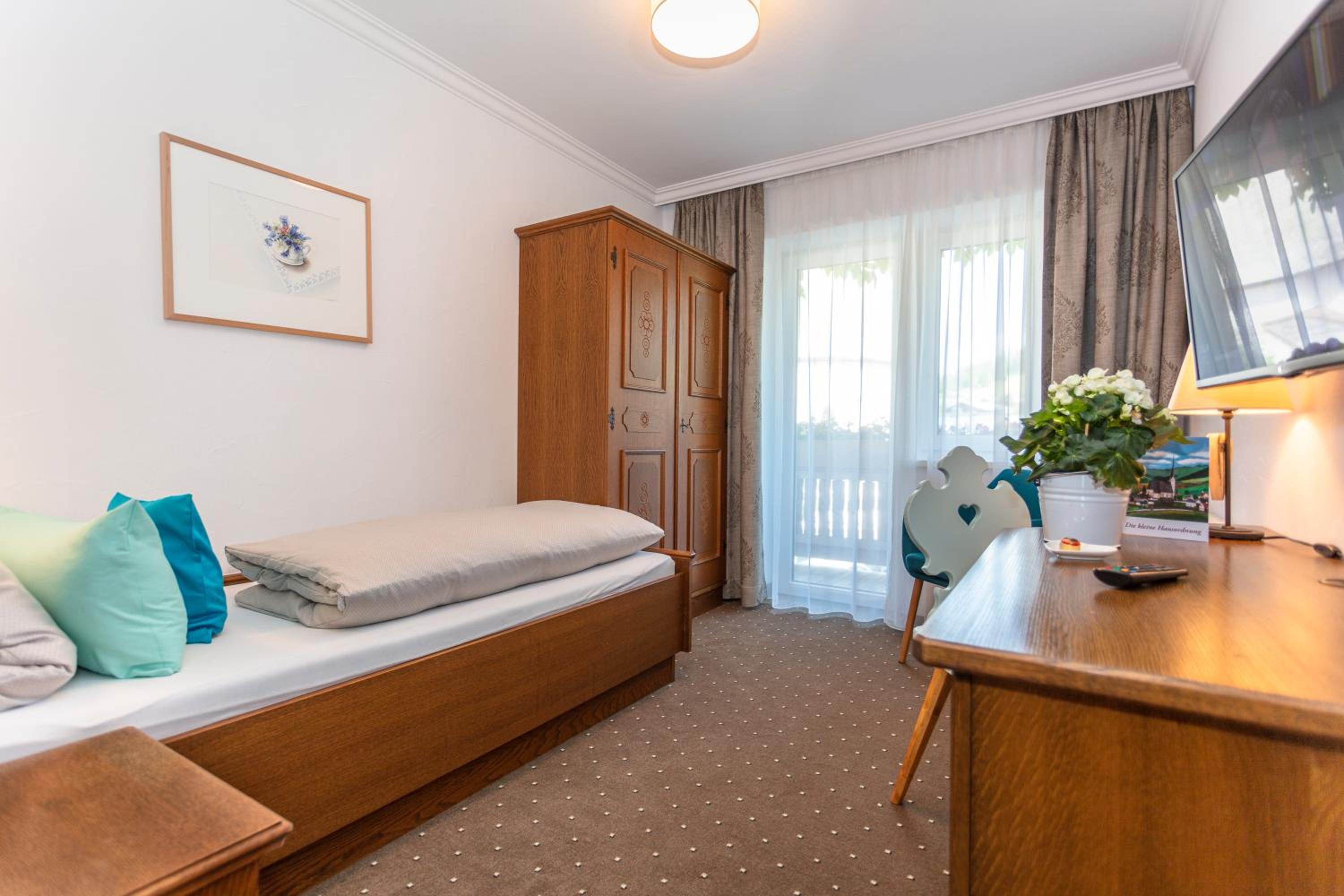 Single Room with Balcony photo 1