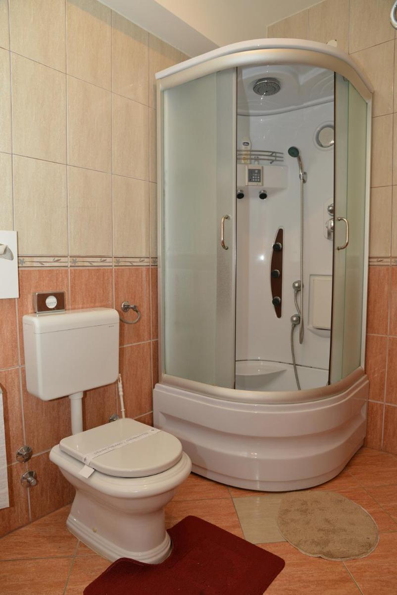 Luxury Triple Room photo 3