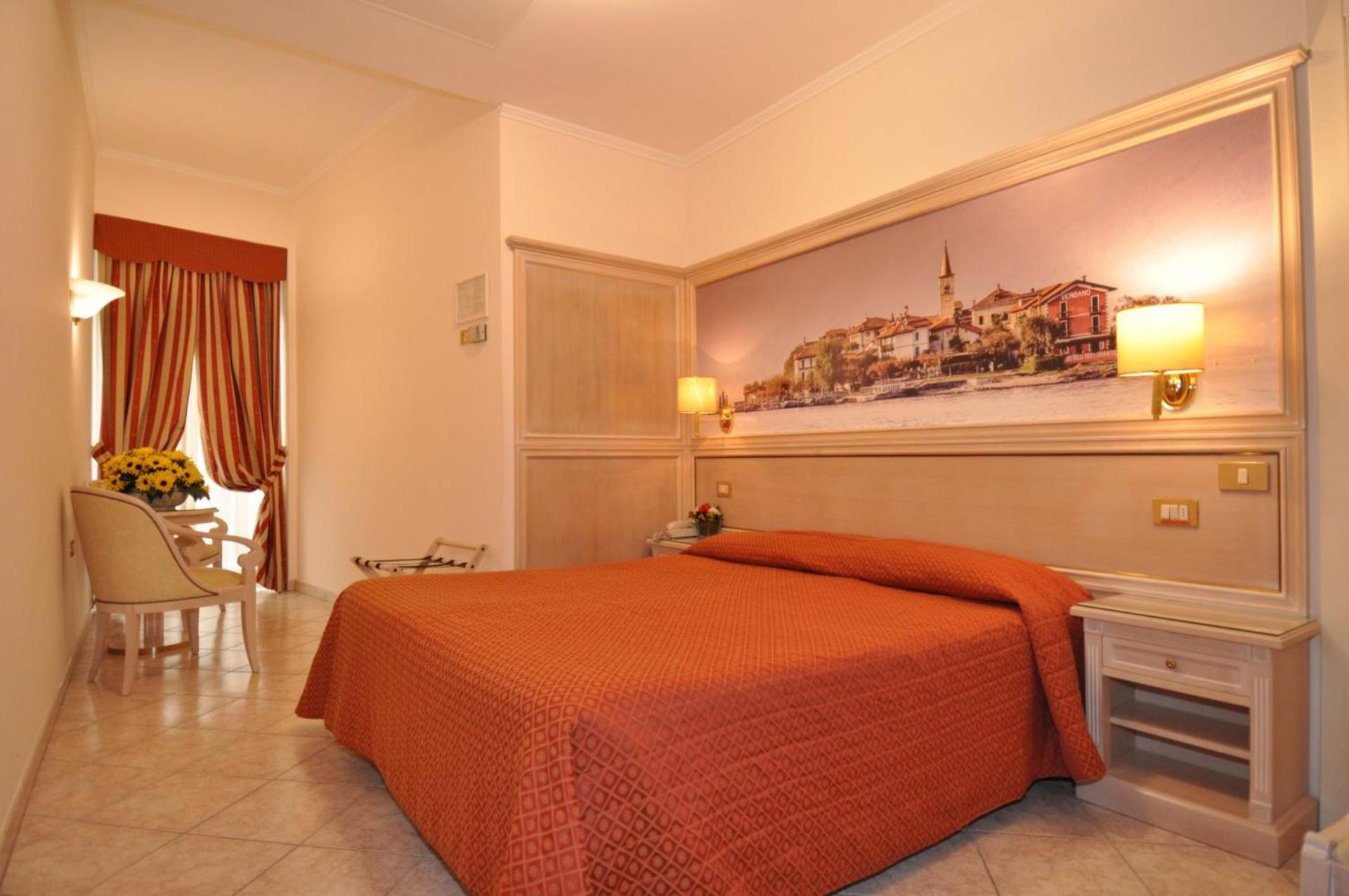 Deluxe Double or Twin Room - Photo 6