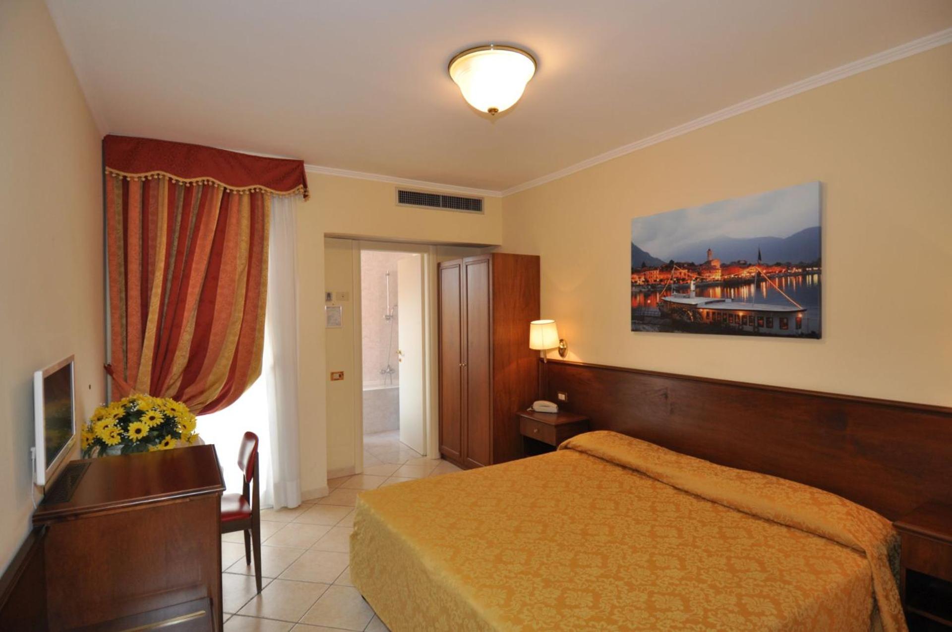 Deluxe Double or Twin Room - Photo 3