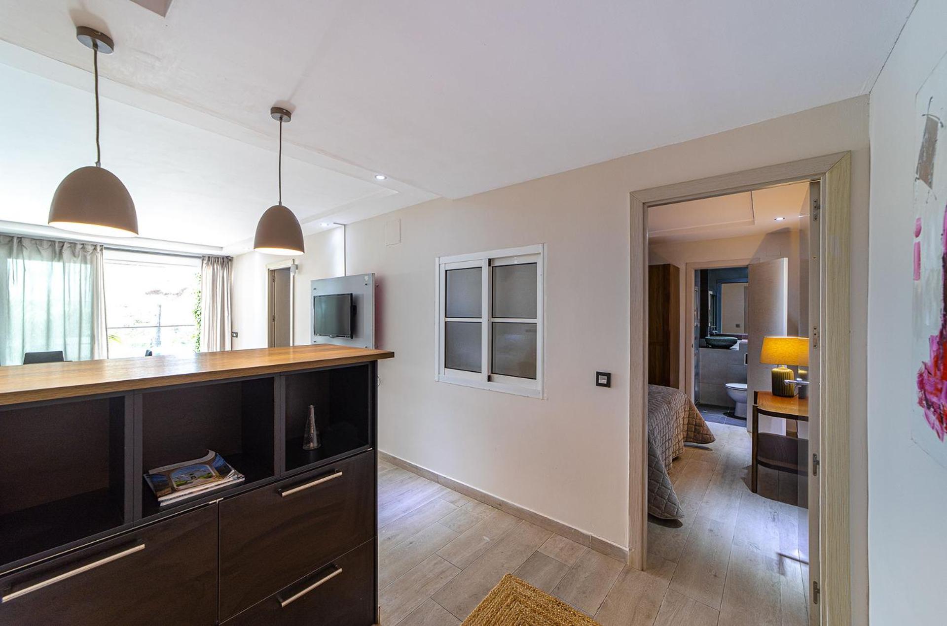 Apartamento con vista al jardín