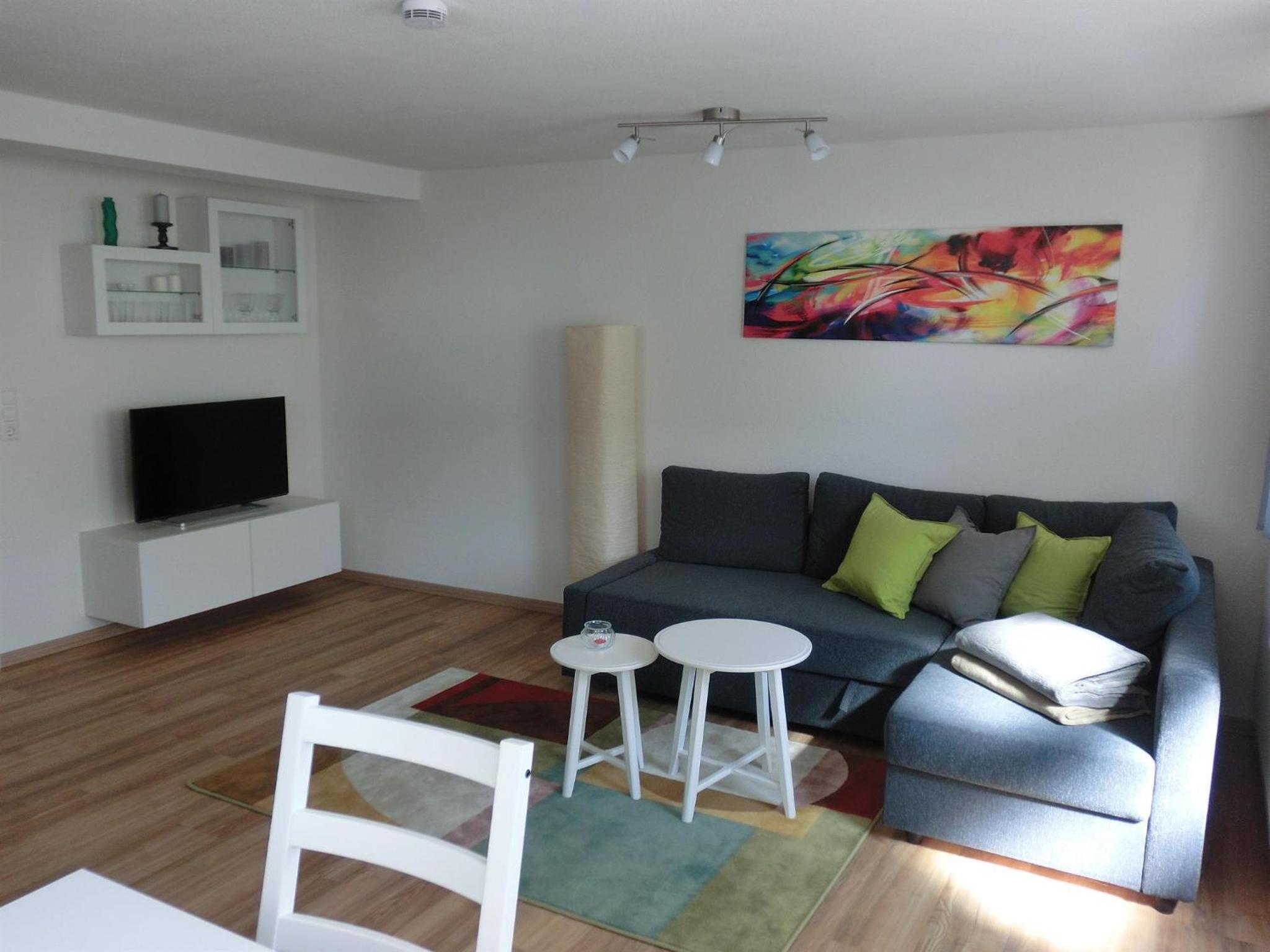 One-Bedroom Apartment with Shower photo 1