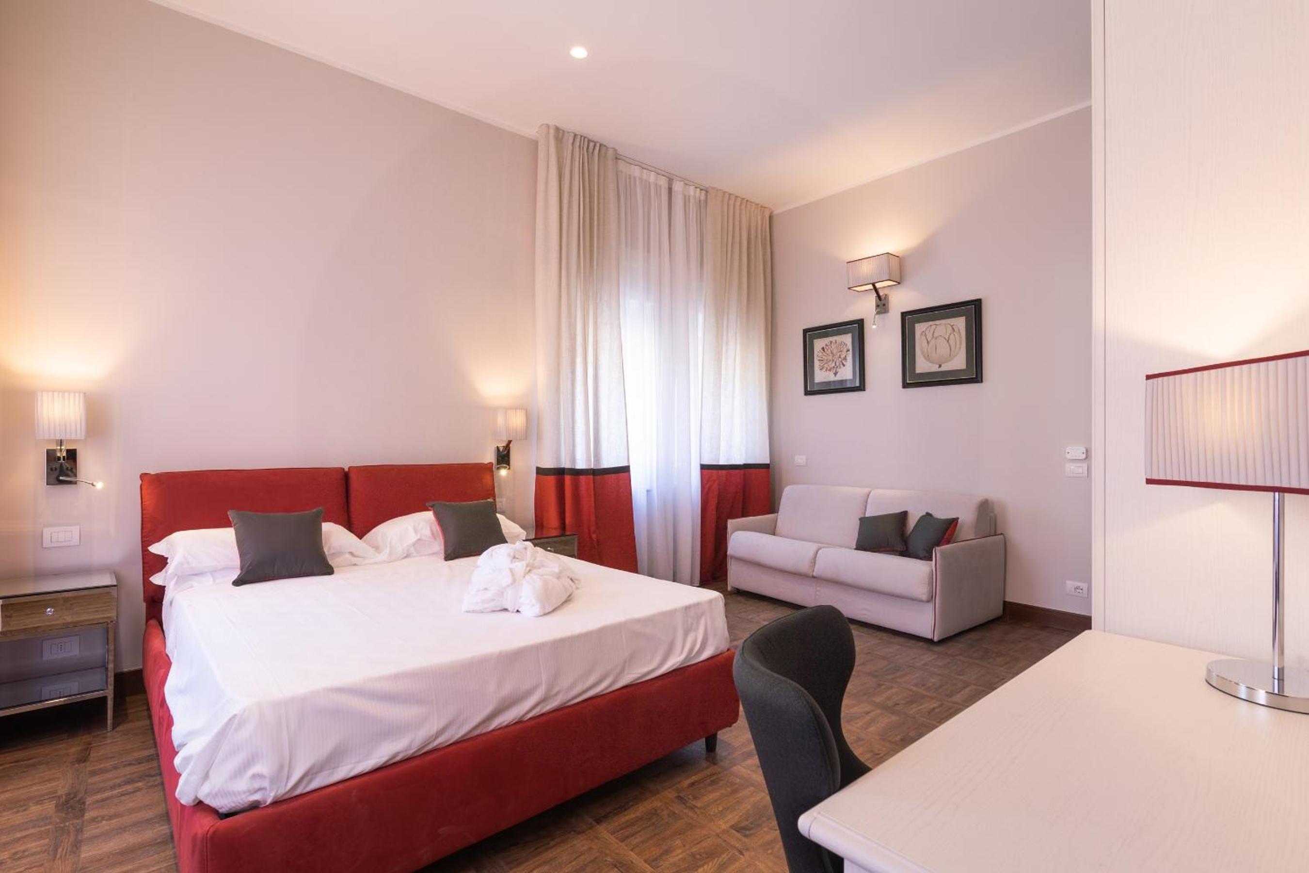 Junior Suite with Spa Access photo 1