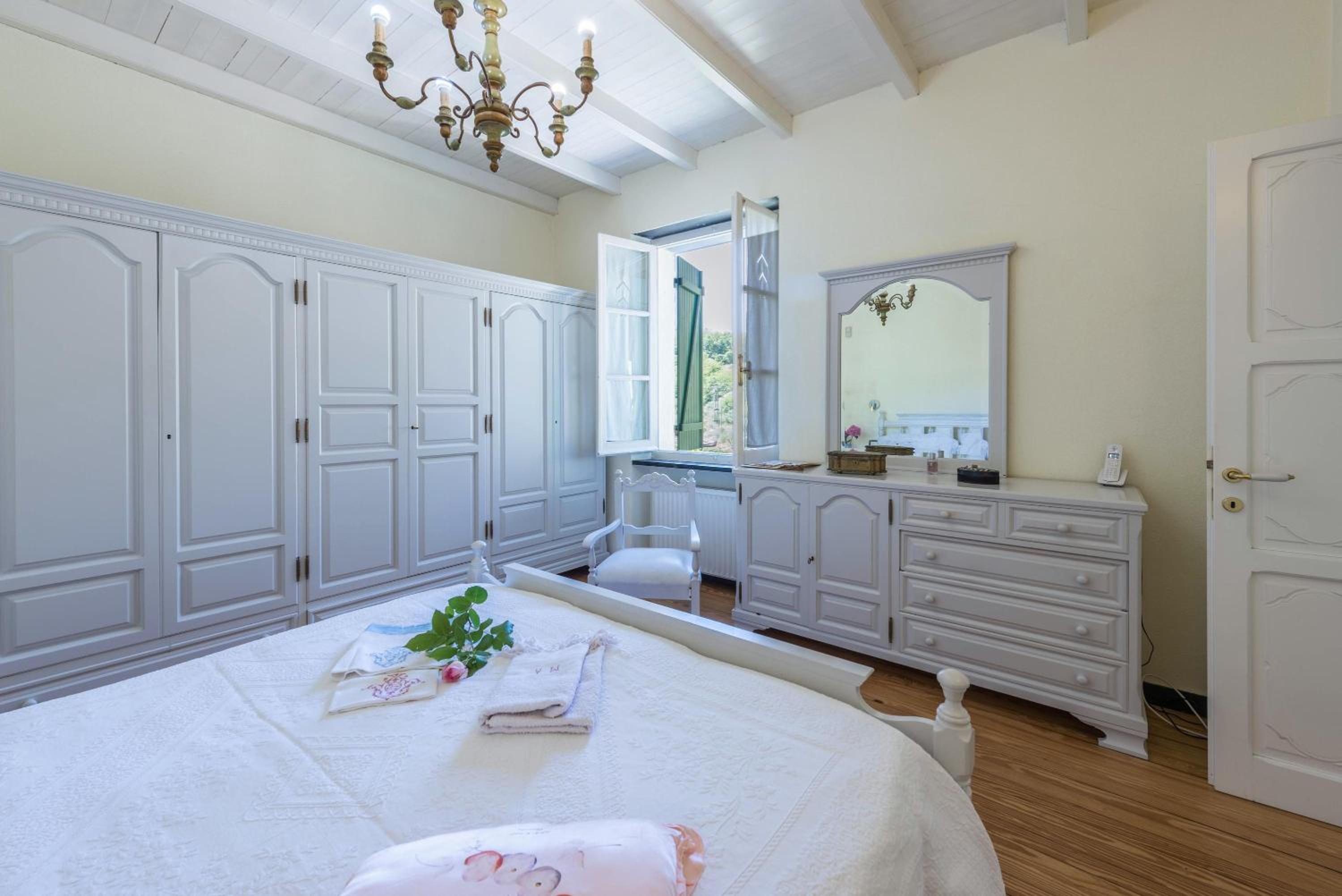 Villa with Garden View photo 3