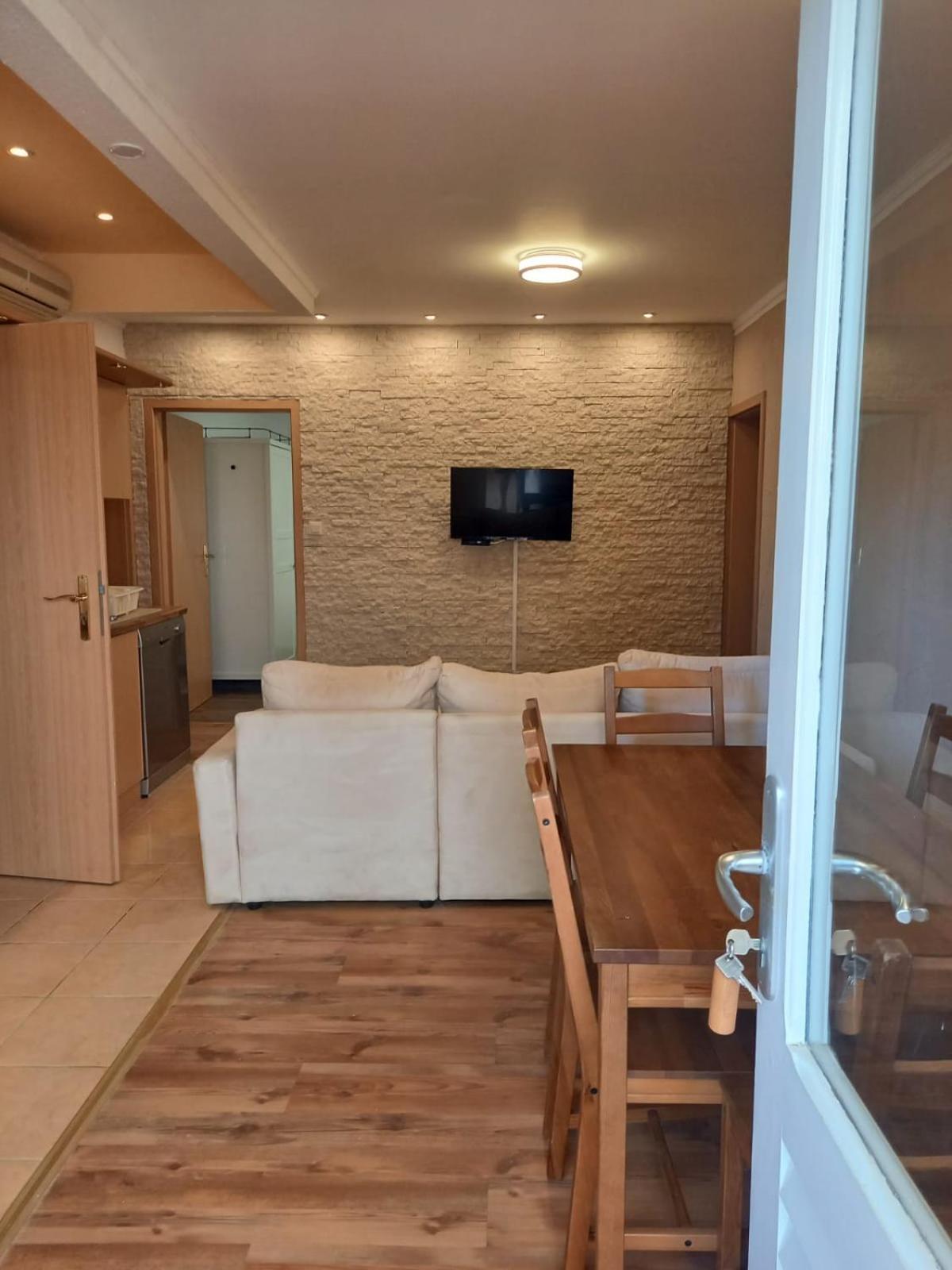 Apartment with Terrace photo 1
