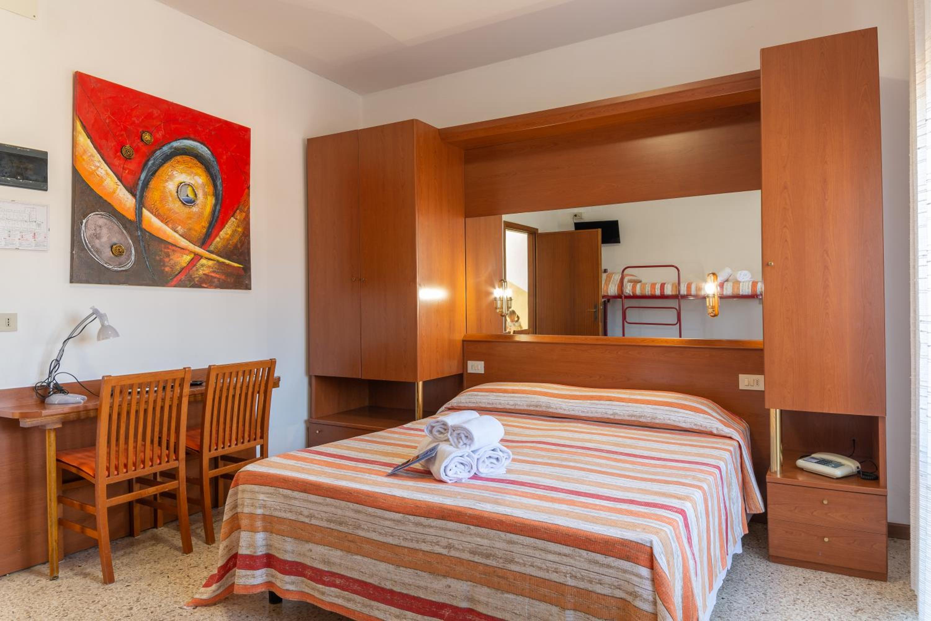 Quadruple Room with Balcony photo 2