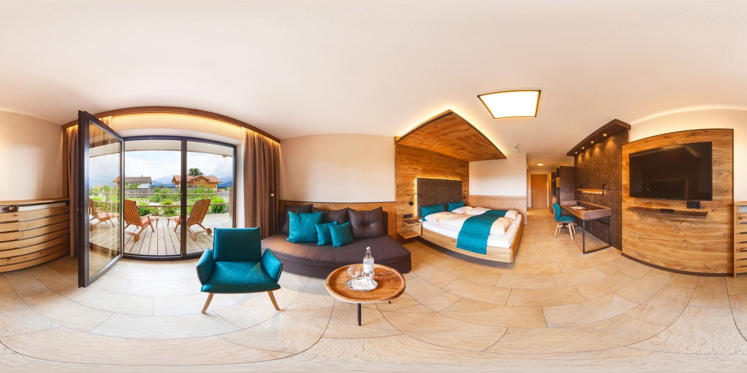 Superior Double Room with Balcony or Terrace - Photo 11