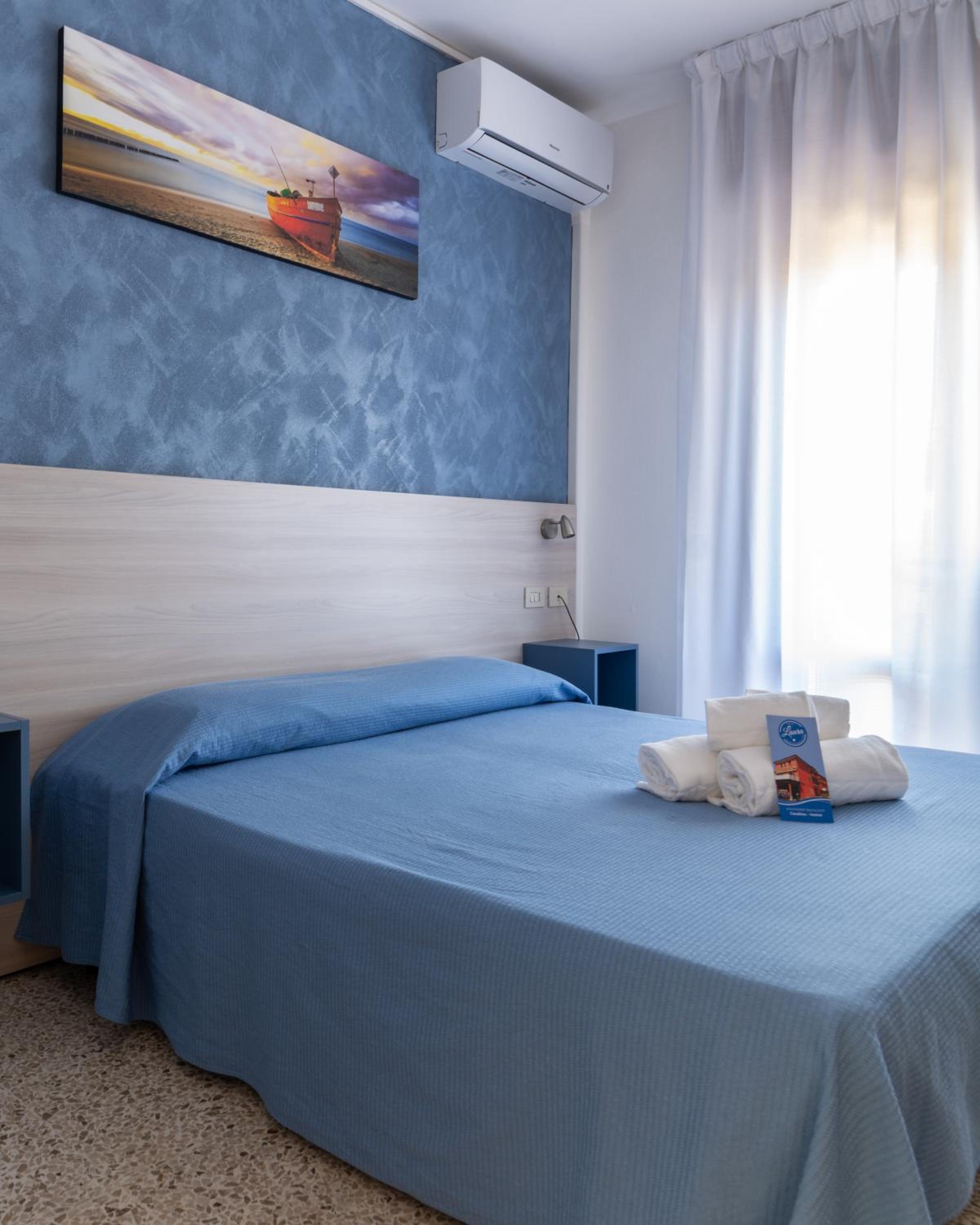 Double or Twin Room photo 1