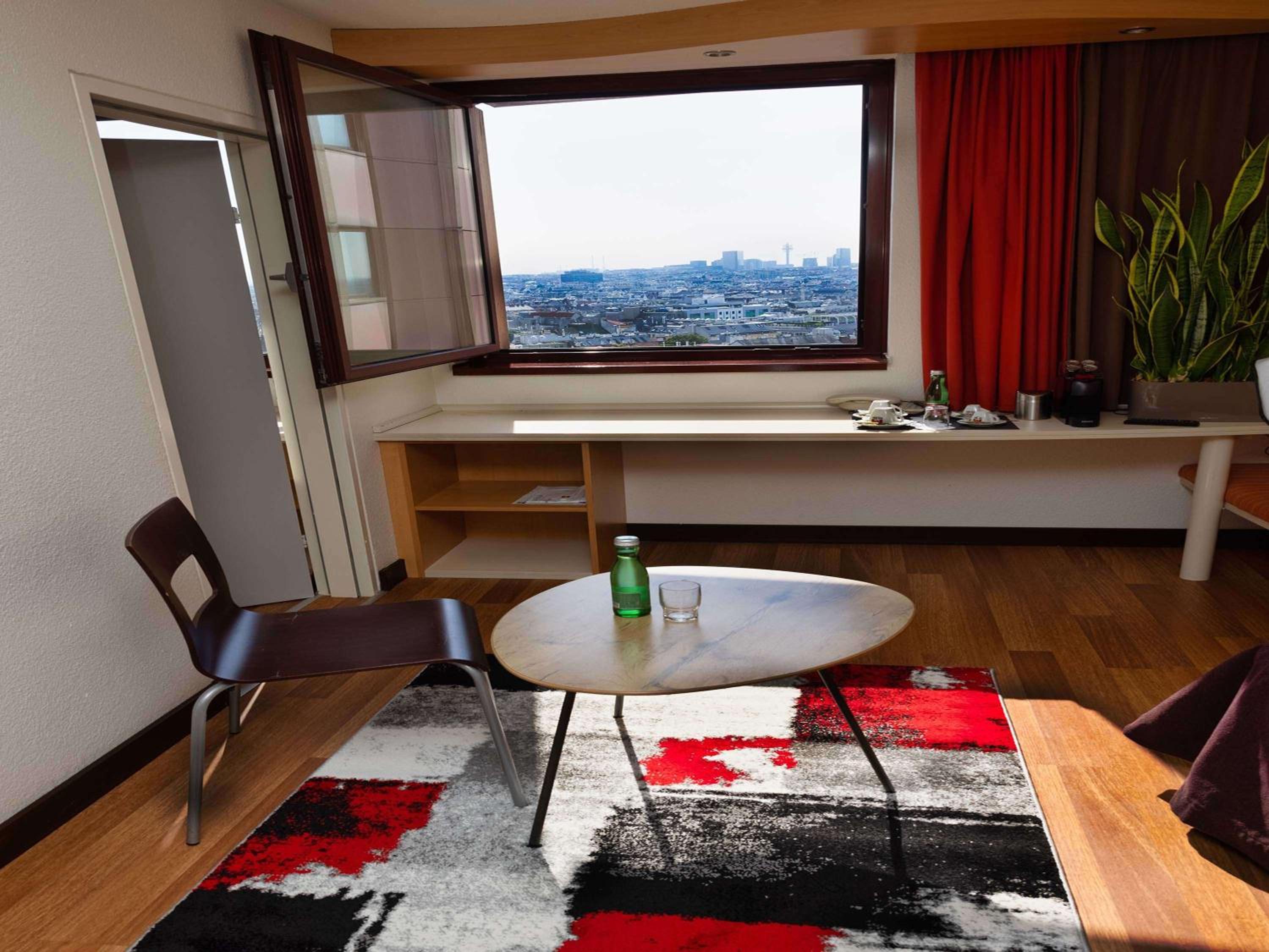 Apartment with City View photo 3