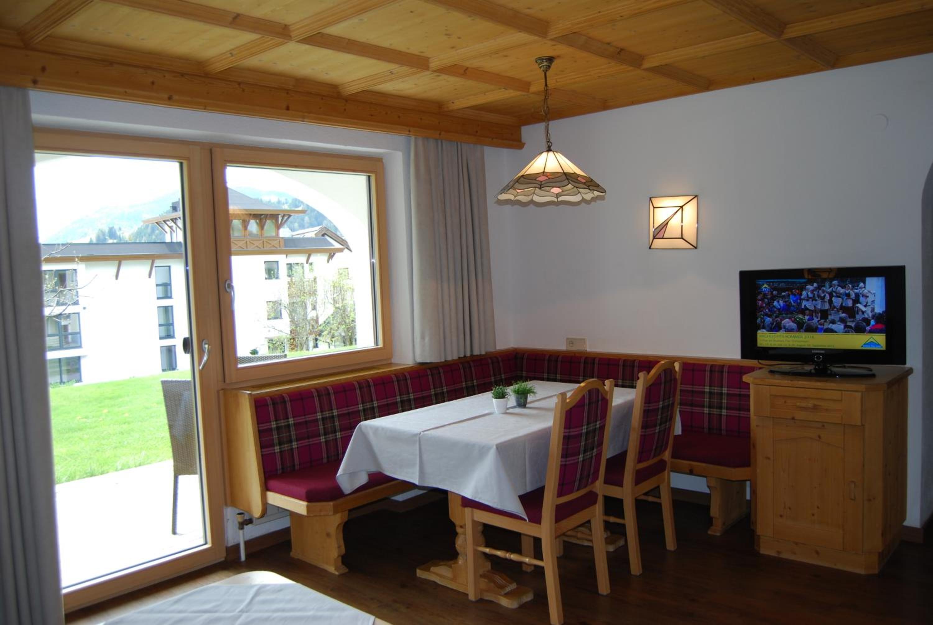 Two-Bedroom Apartment with terrace TOP 1 photo 2