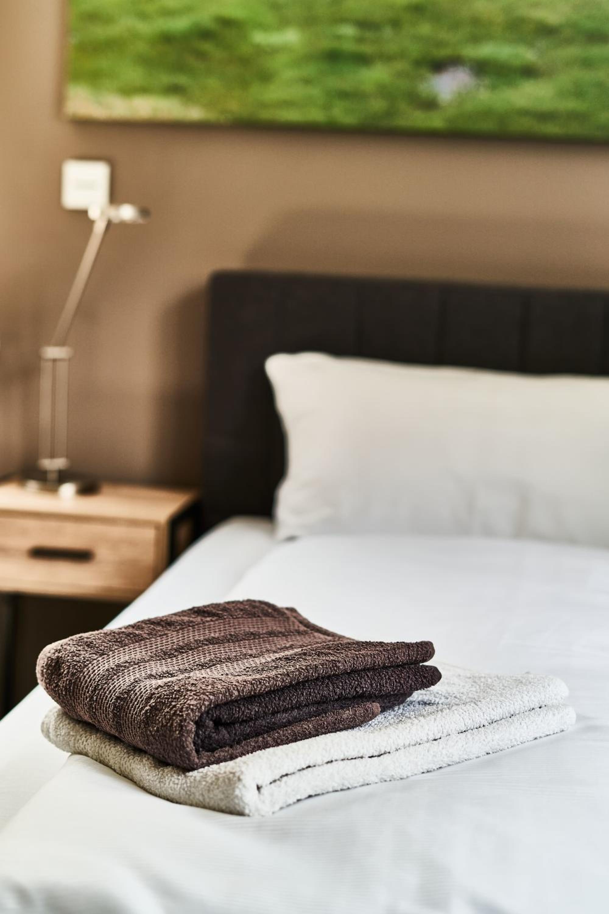 Double Room with Shared Bathroom photo 3