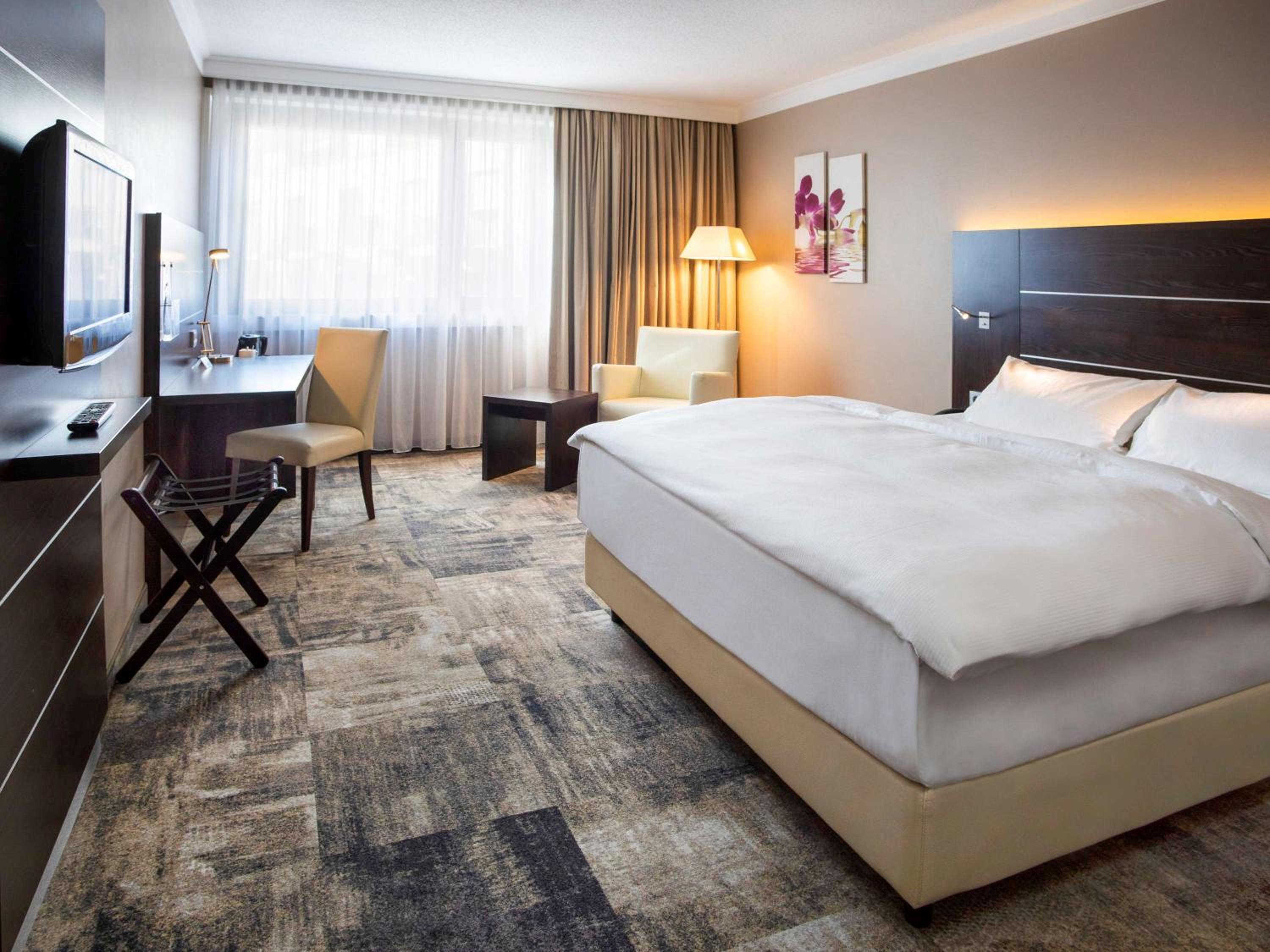 Standard Twin Room - Photo 1