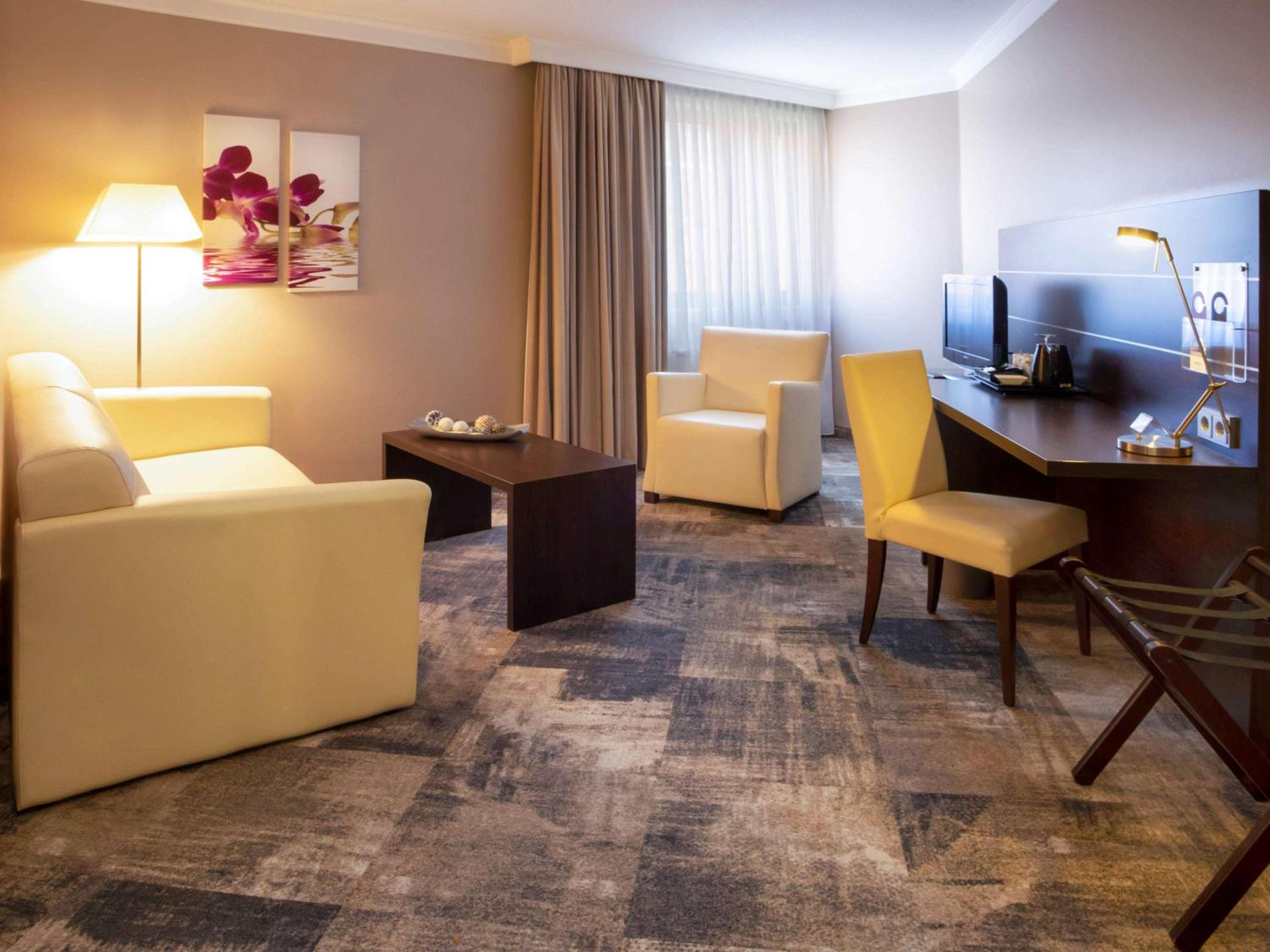 Suite with Separate Living and Sleeping areas - Photo 1
