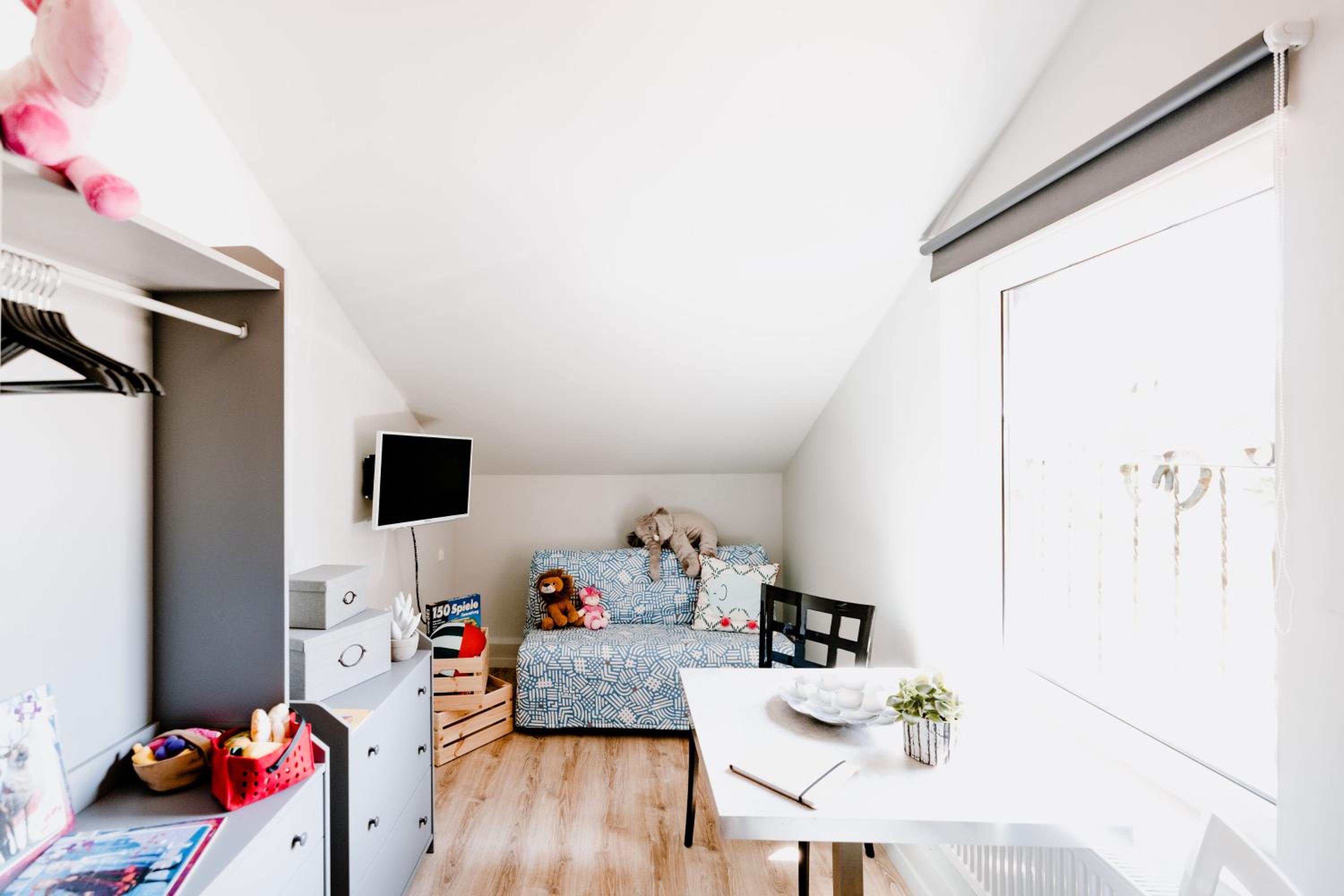 Three-Bedroom Apartment photo 1