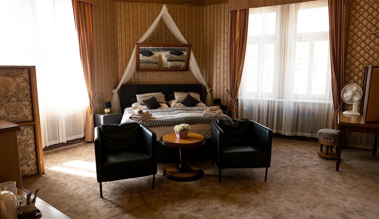 Double Room With Hot Tub And Sauna