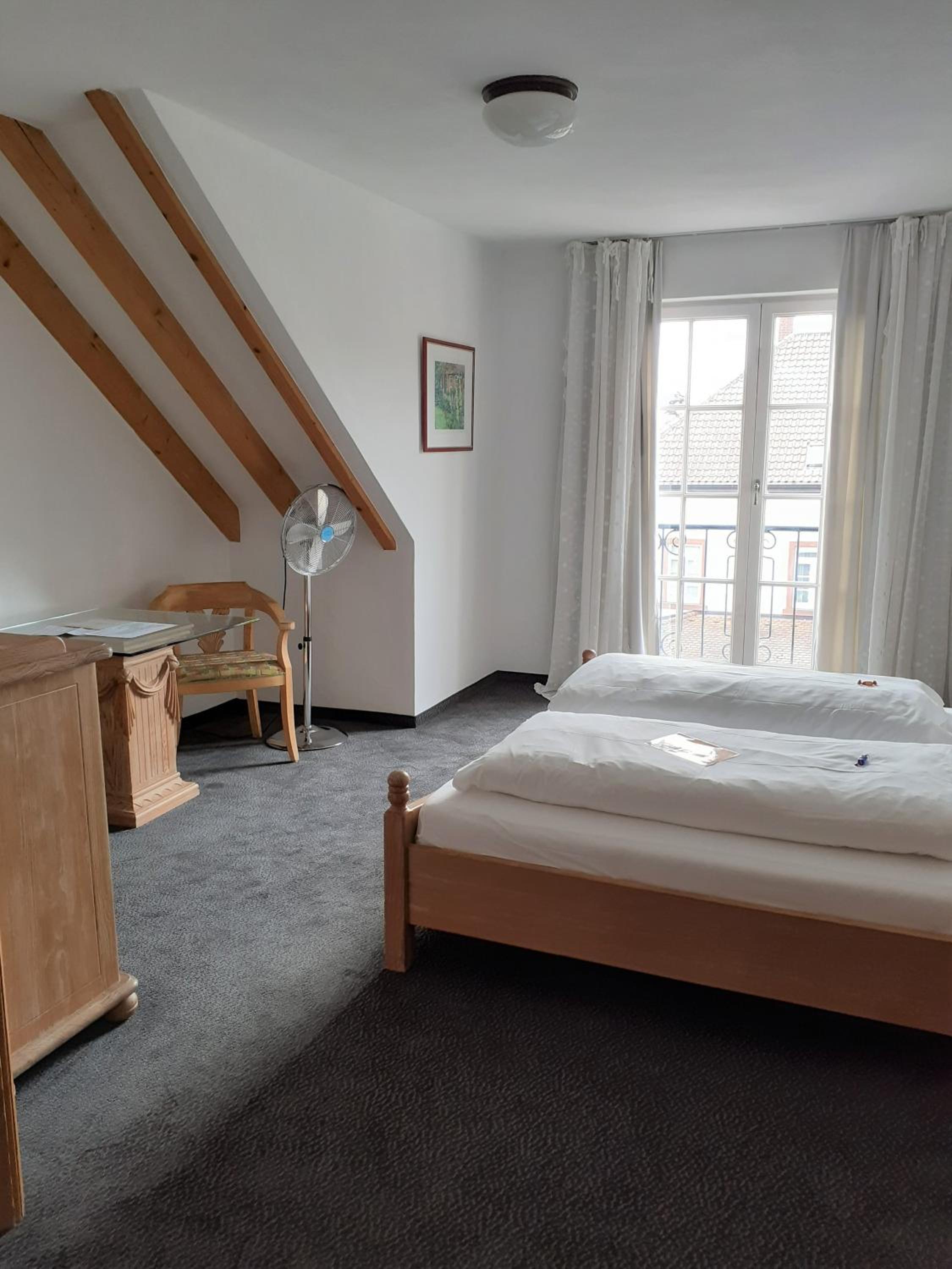 Double Room - Photo 4