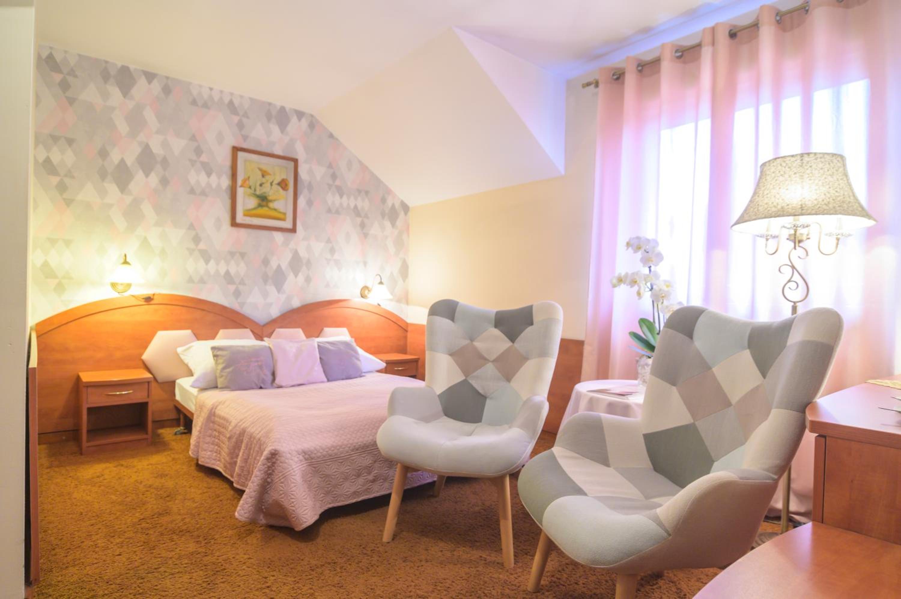 Deluxe Double Room photo 3