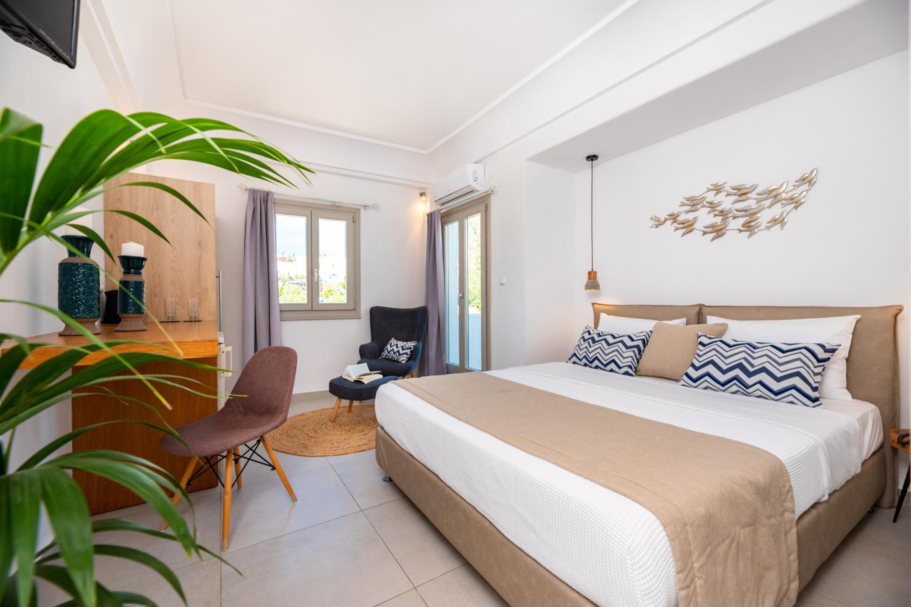 Superior Double or Twin Room - Photo 1