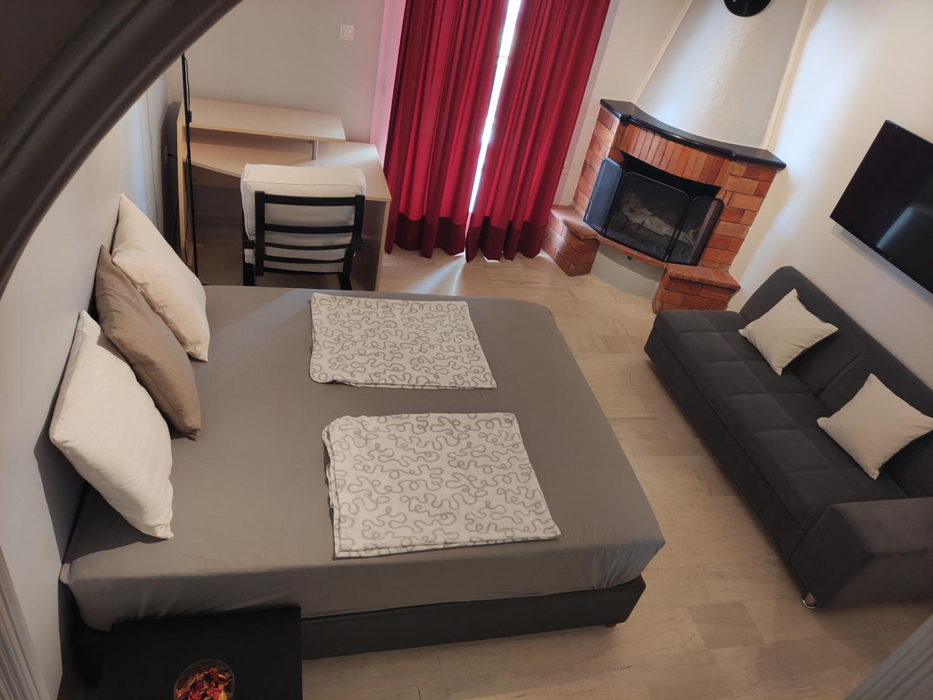Studio Apartment with Sea View photo 1