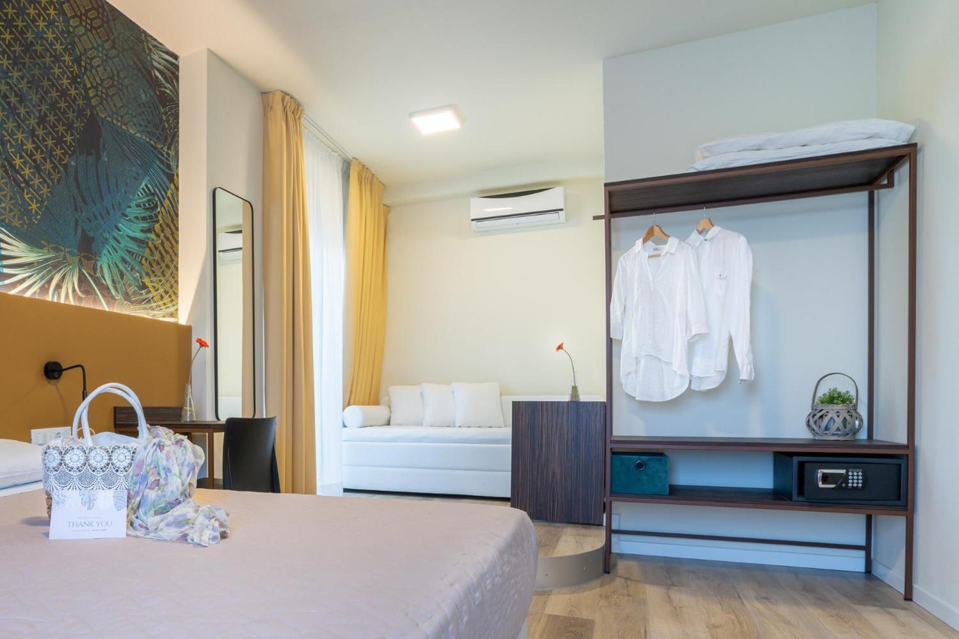 Quadruple Room with Balcony photo 1