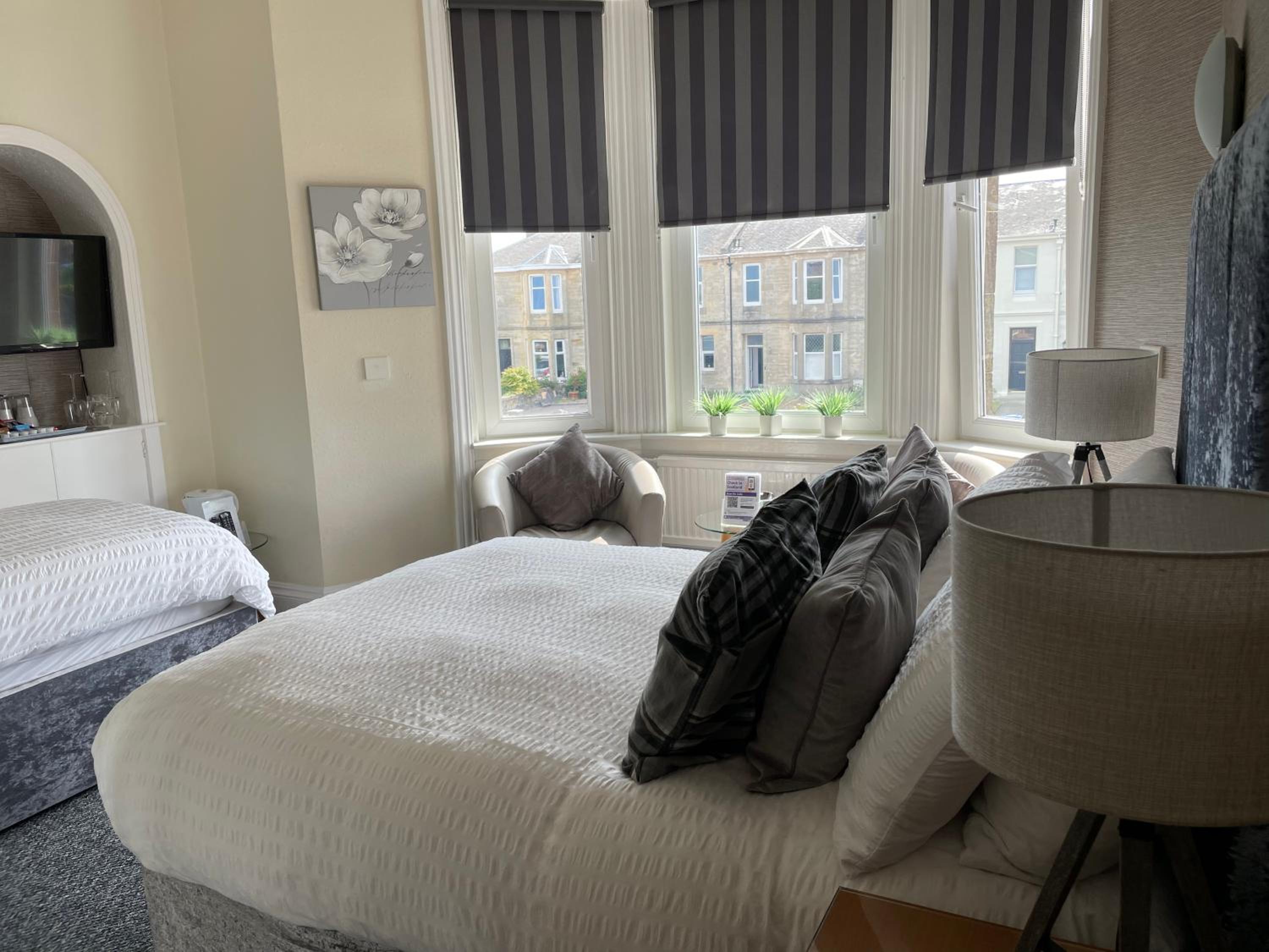 Superior Double or Twin Room - Photo 8