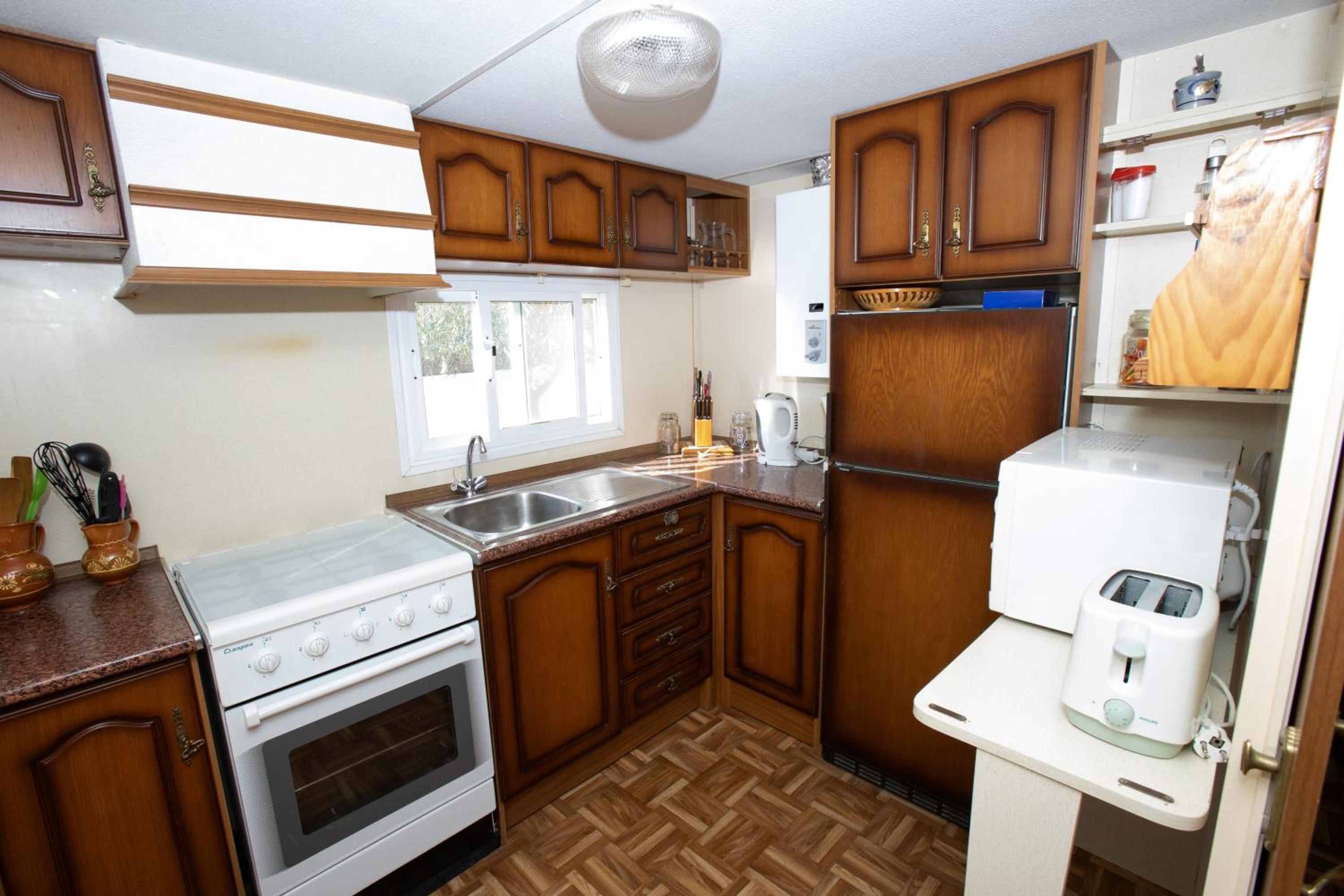 Mobile Home photo 3