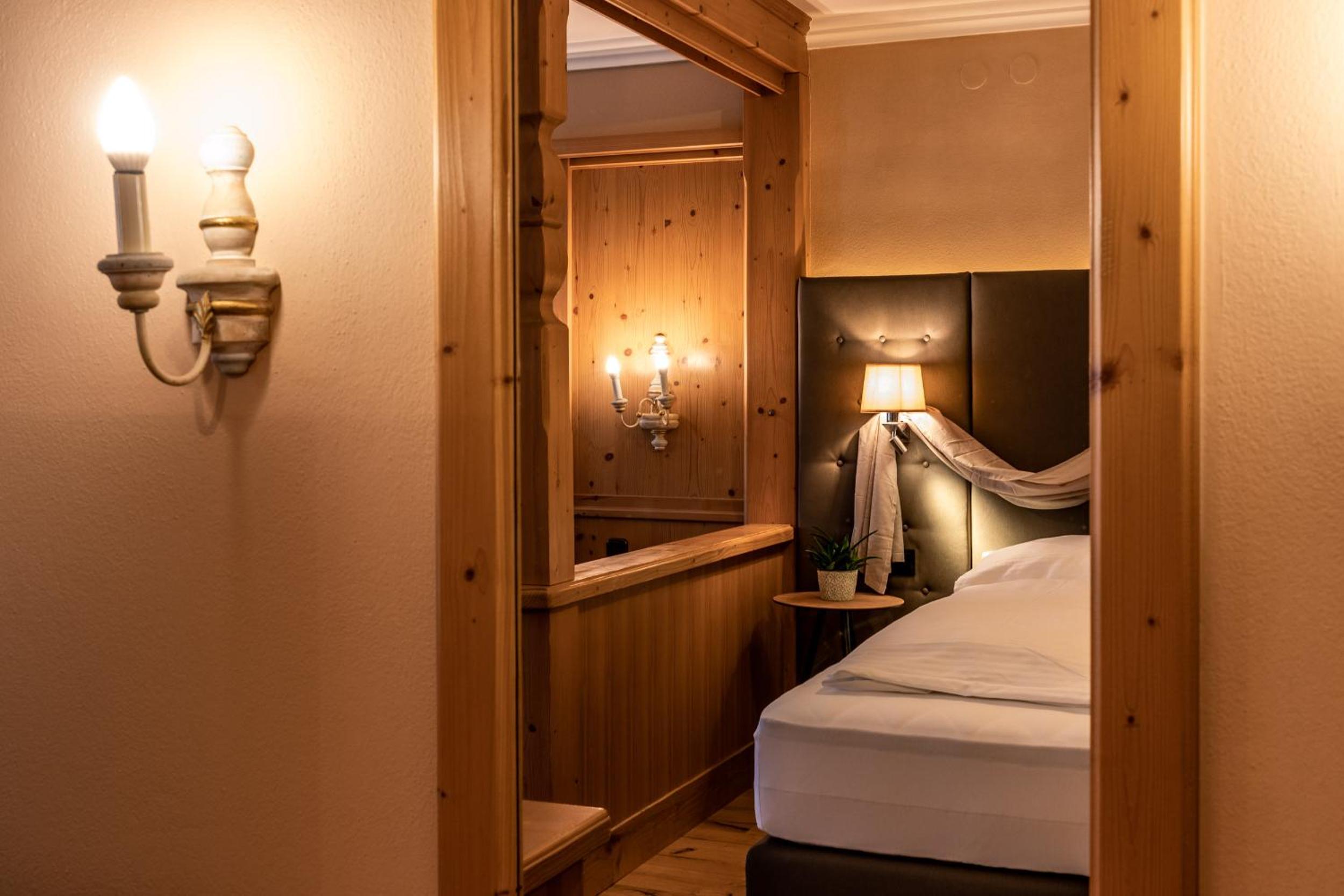 Deluxe Double Room - Photo 5