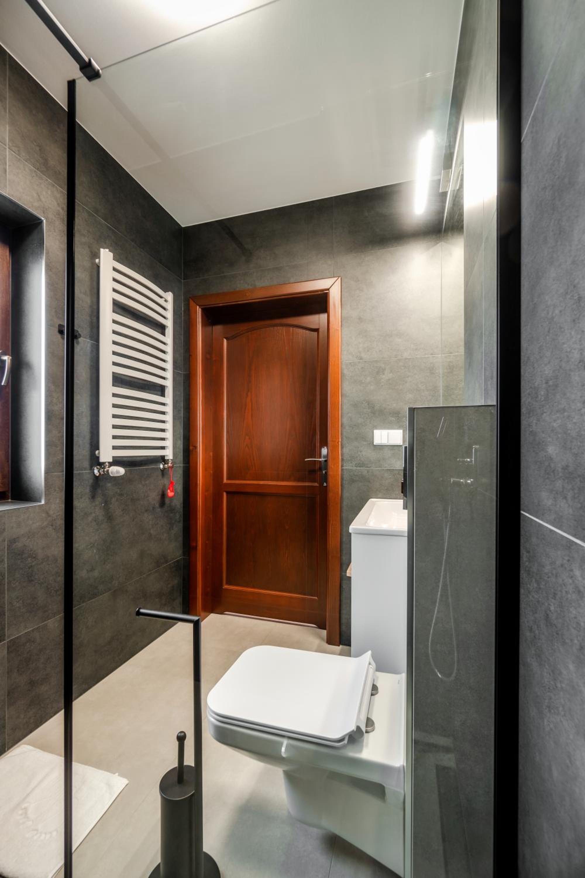Two-Bedroom Chalet - Photo 3