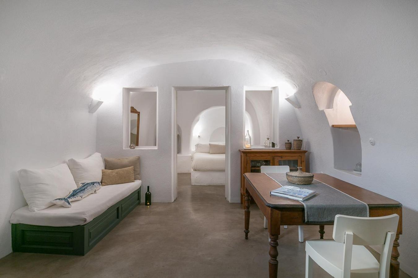 Fisherman's Cave House