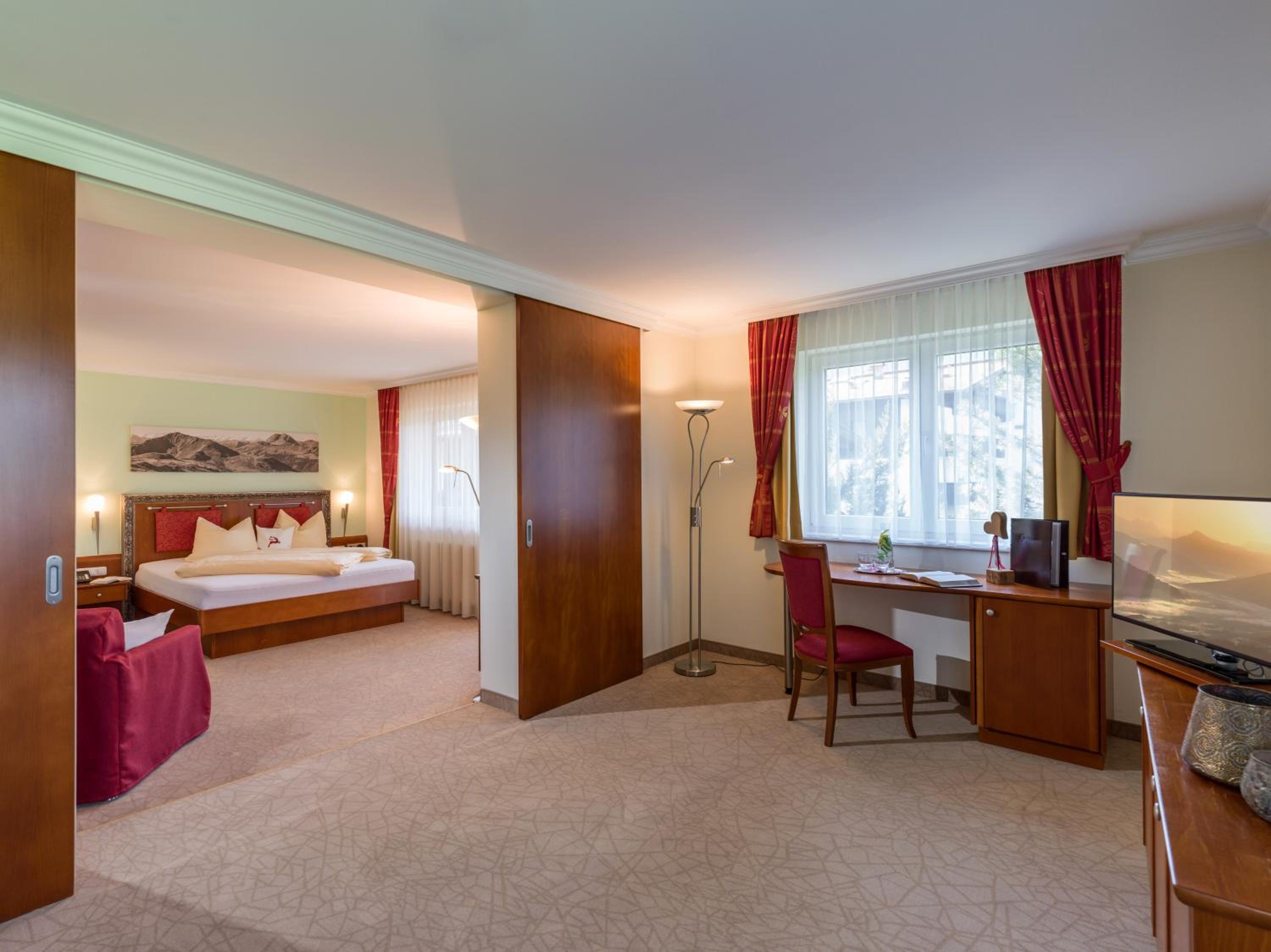Deluxe Suite photo 3