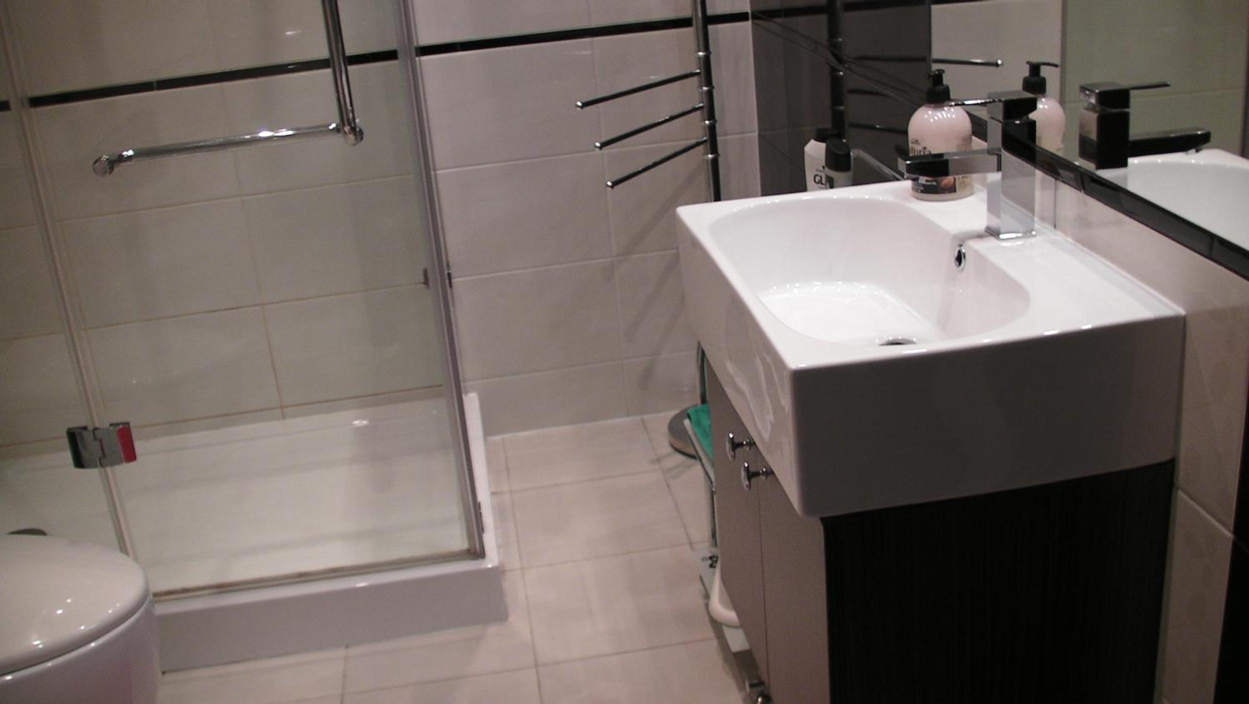 Apartment - Photo 2