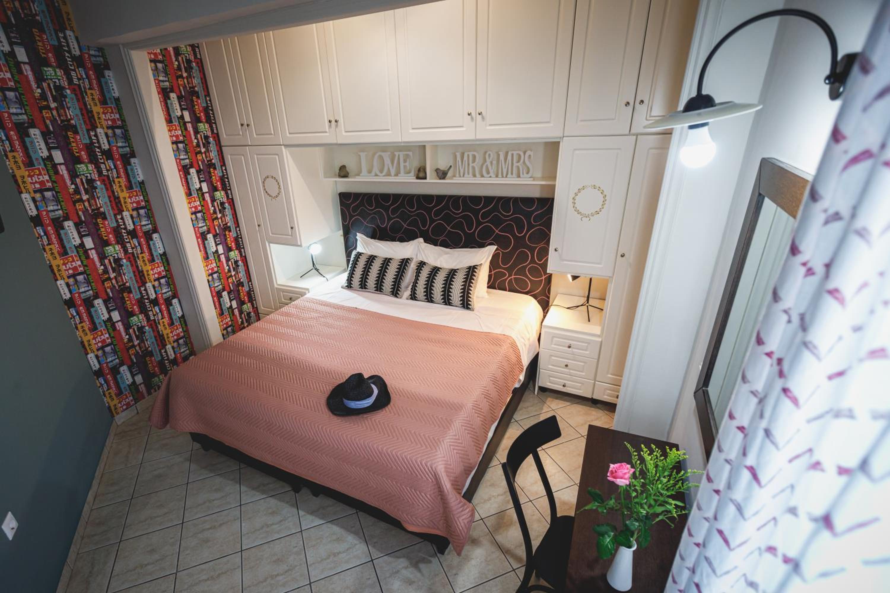 Superior Double Room with Balcony - Photo 10