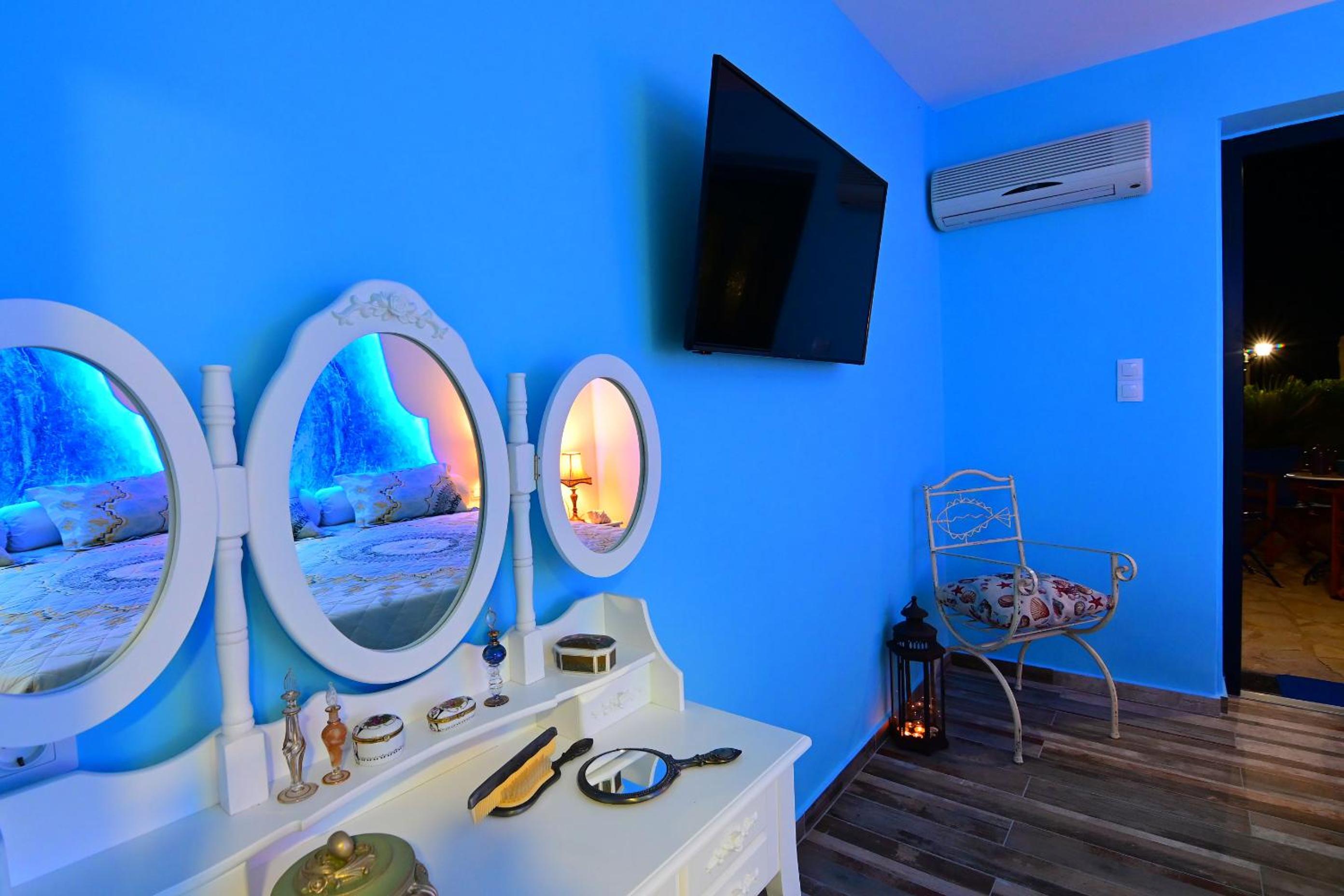 Studio with Sea View