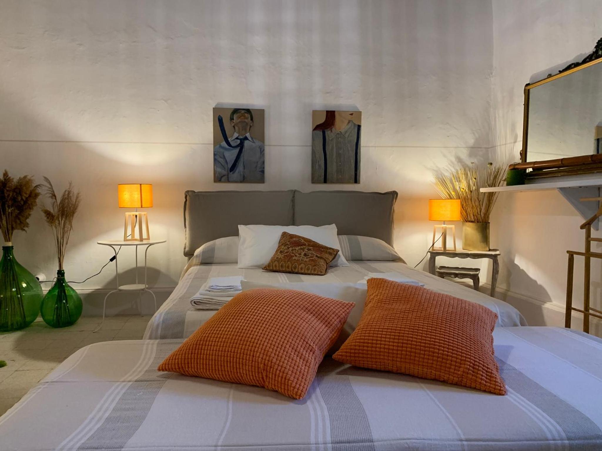 Apartment with Balcony - Photo 19