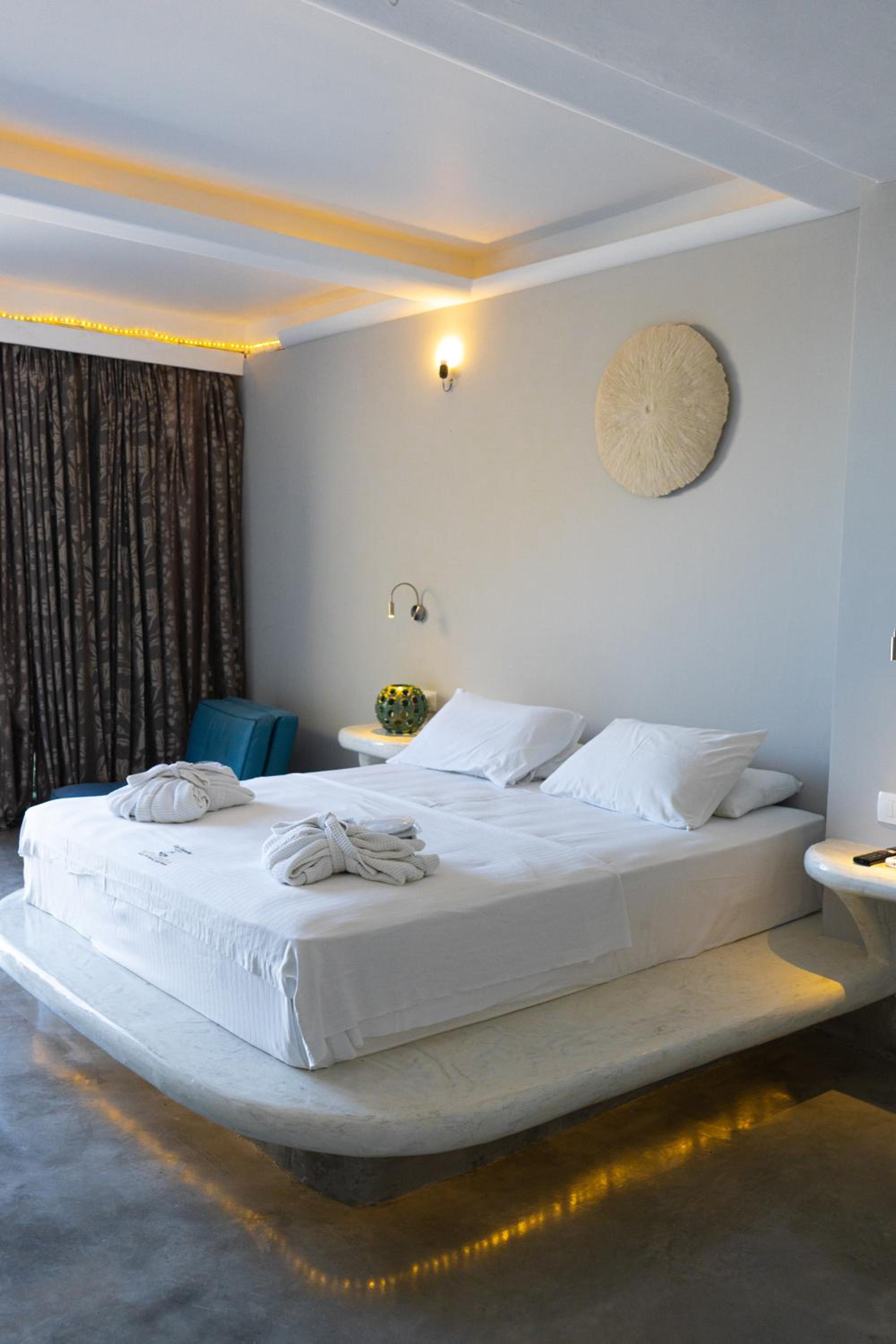 Family Beachfront Suite