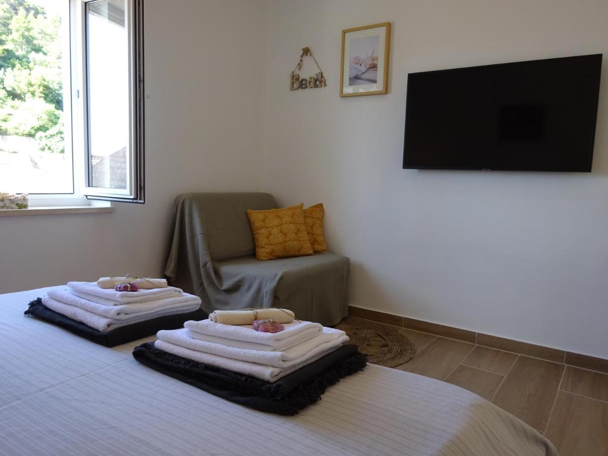 Studio Apartment with Terrace and Sea View photo 3