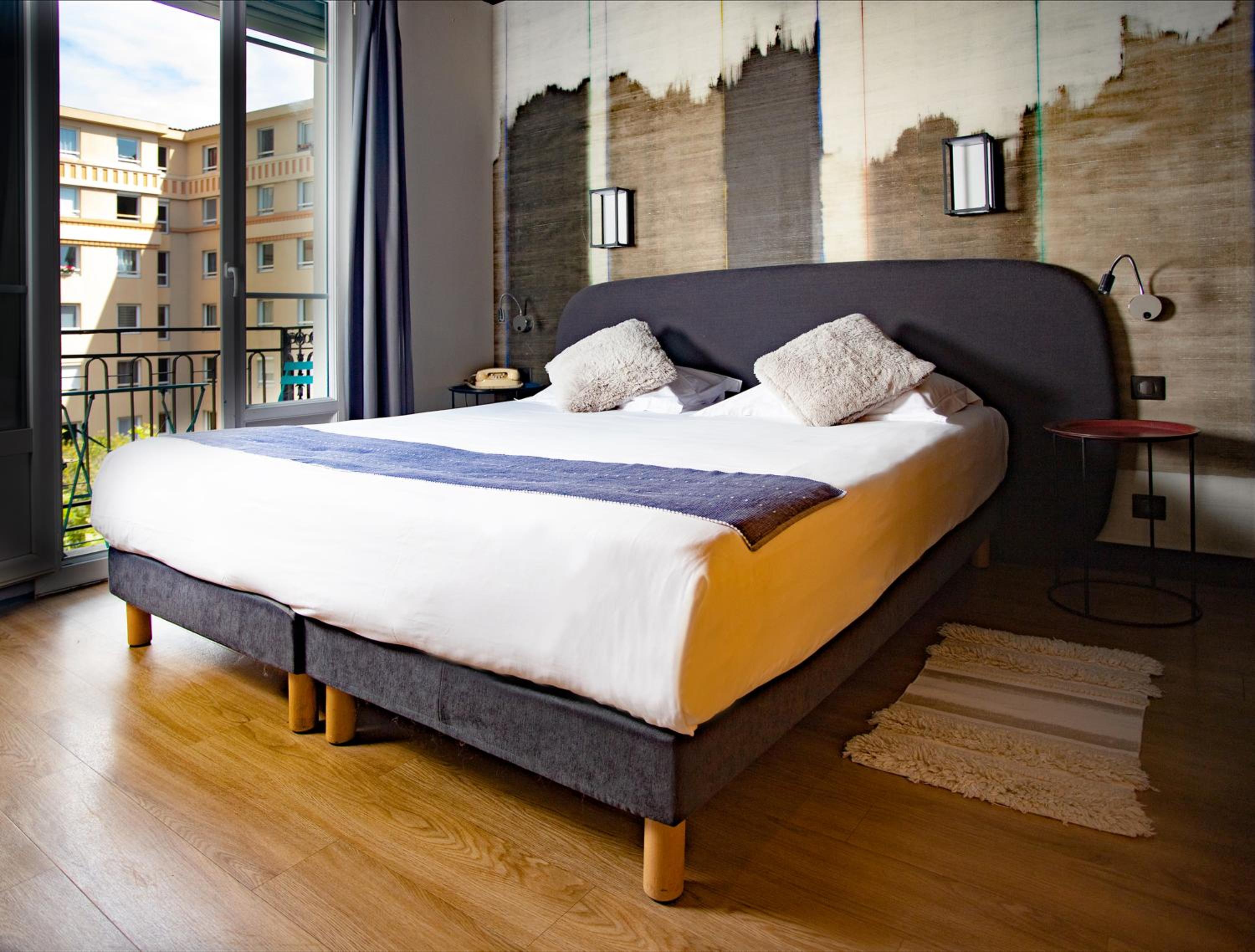 Deluxe Double Room with Balcony