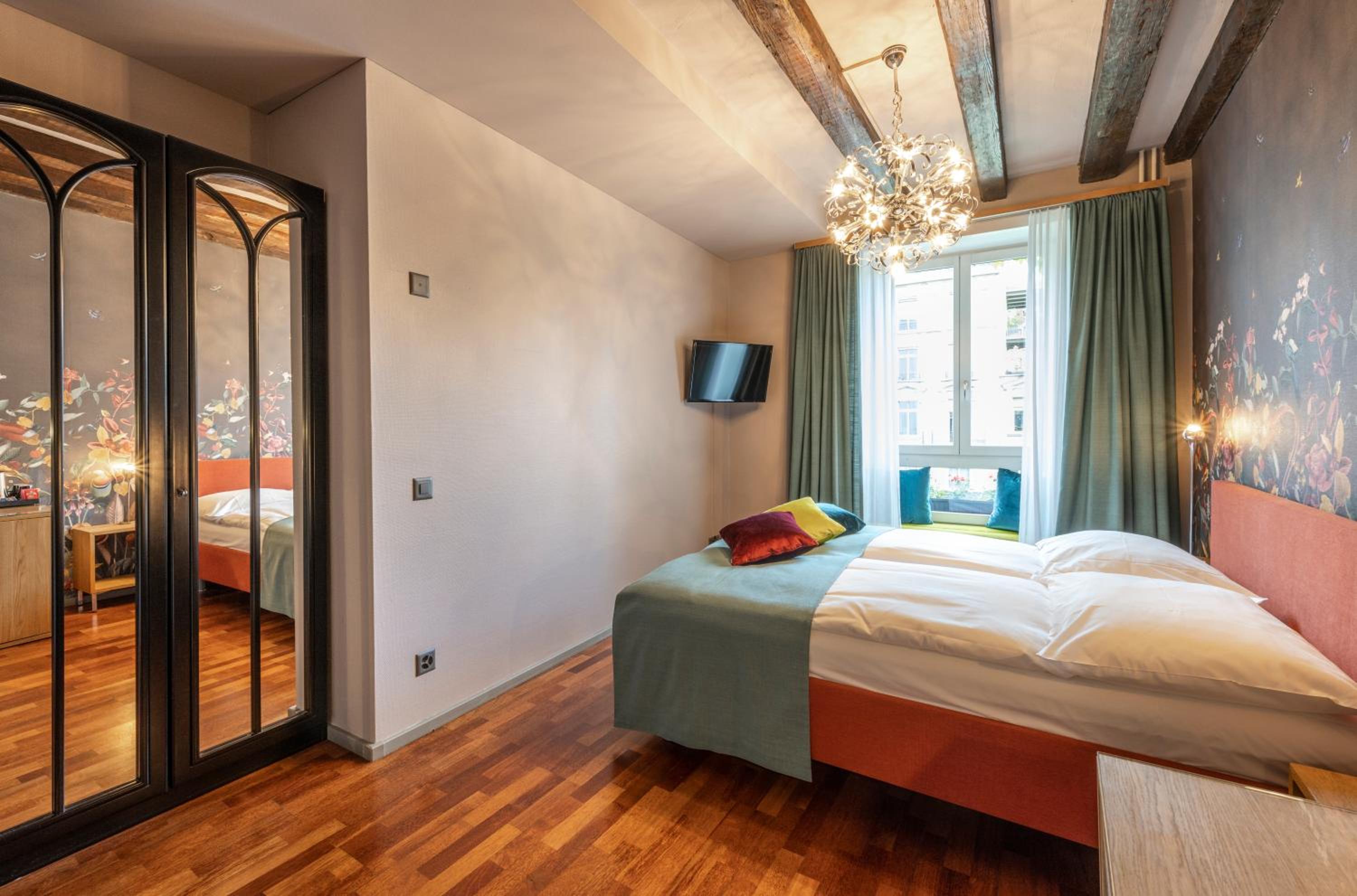 Unique Double Room - Photo 14