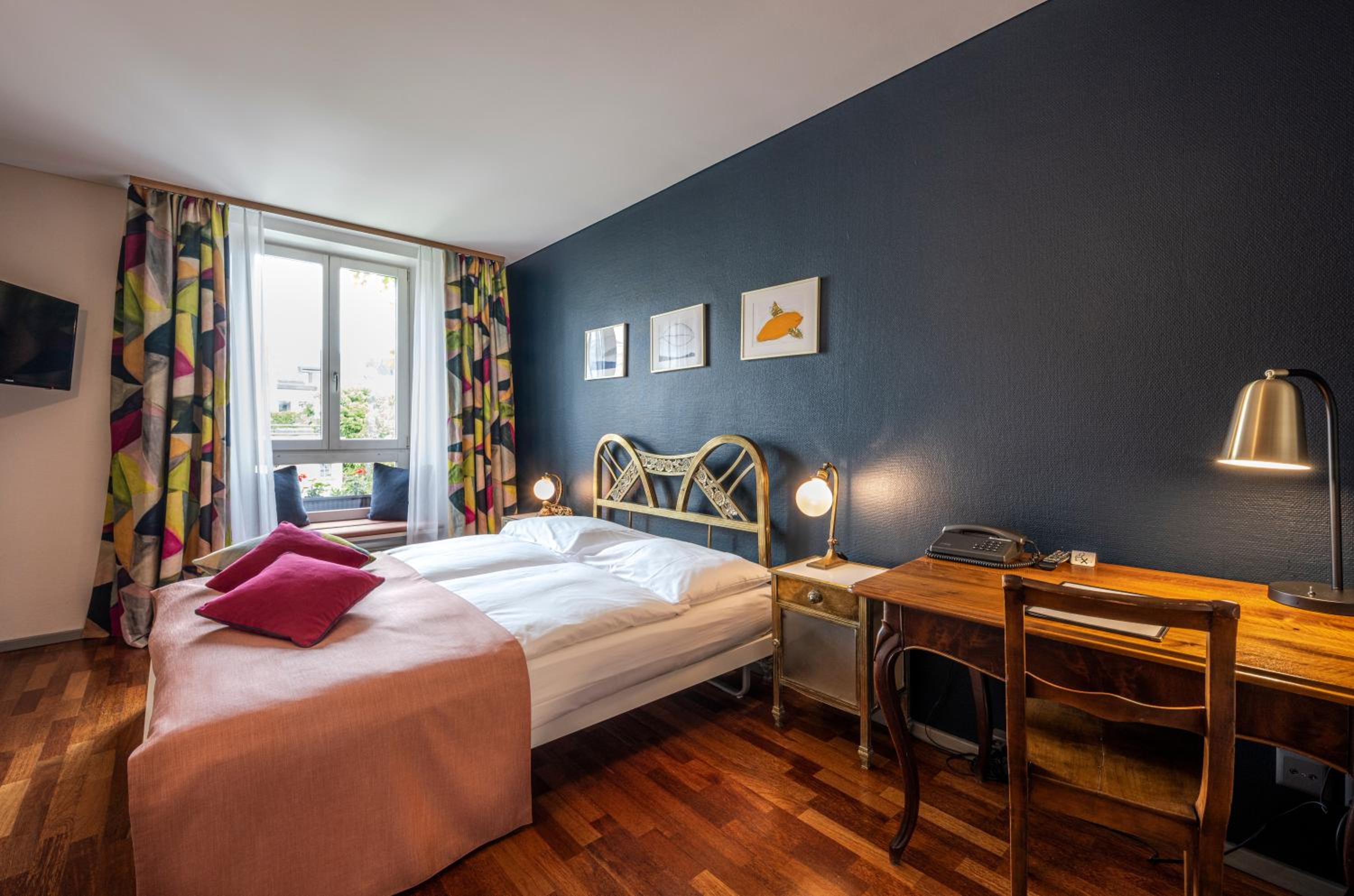 Unique Double Room - Photo 10