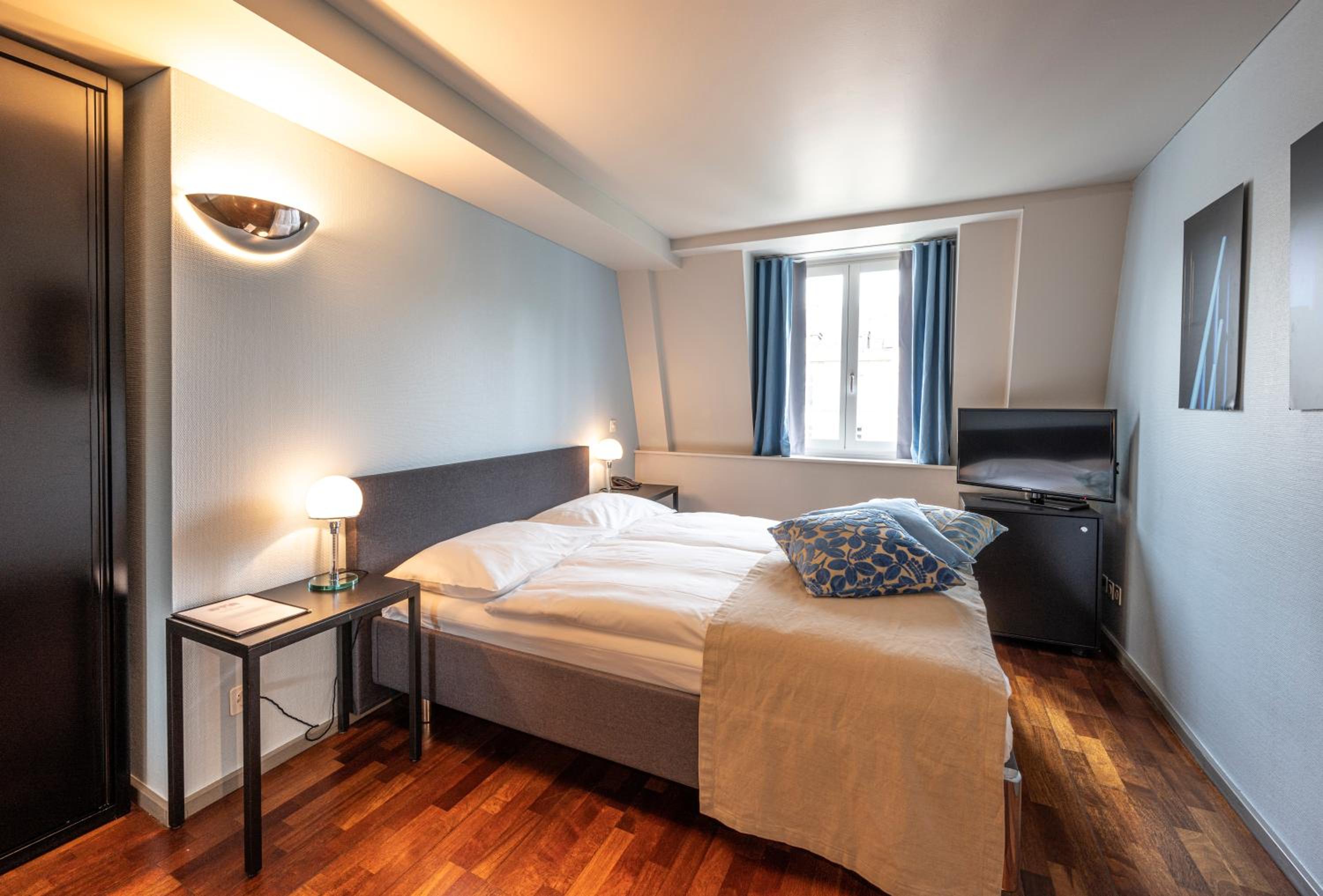 Unique Double Room - Photo 18