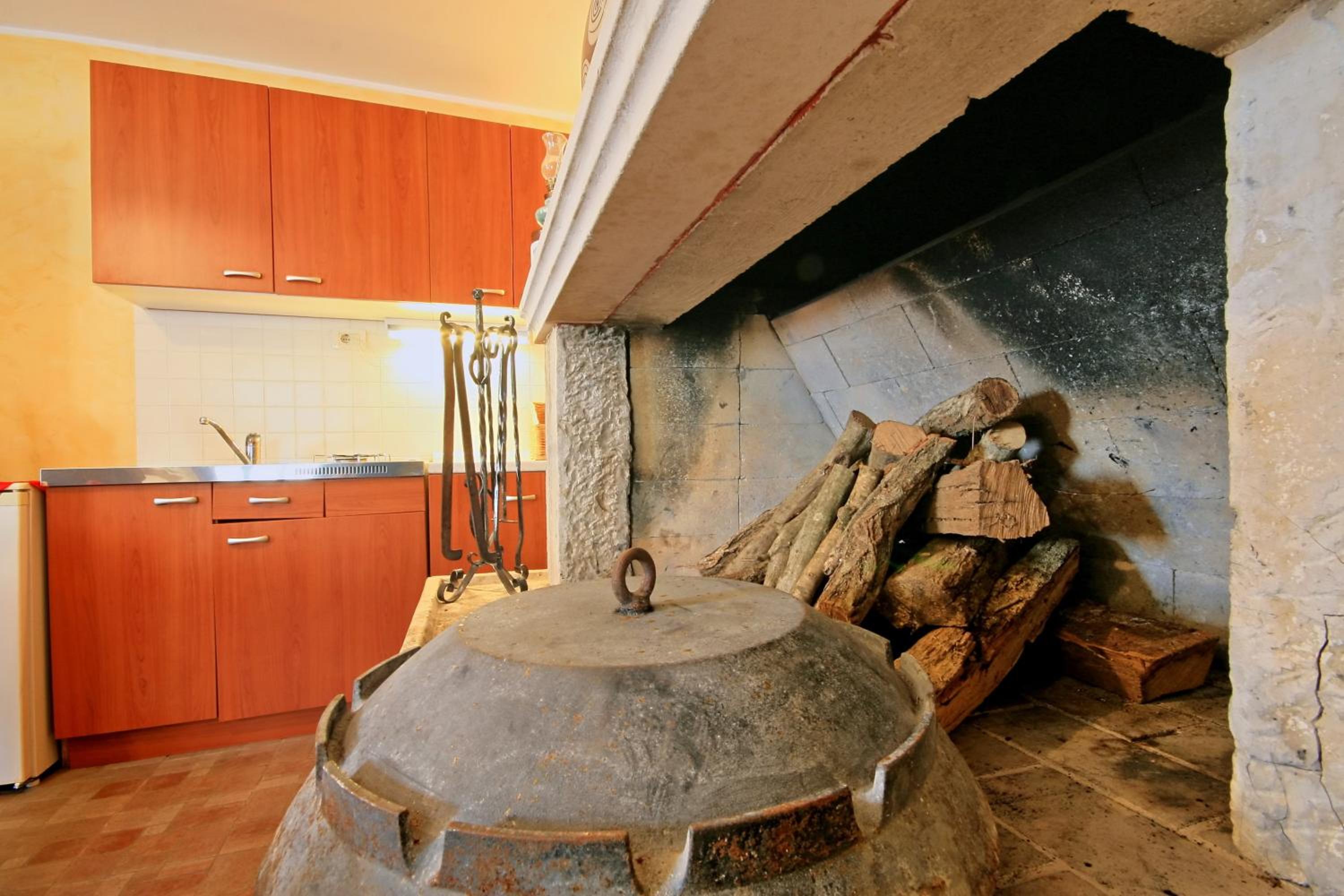 Apartment With Terrace photo 3