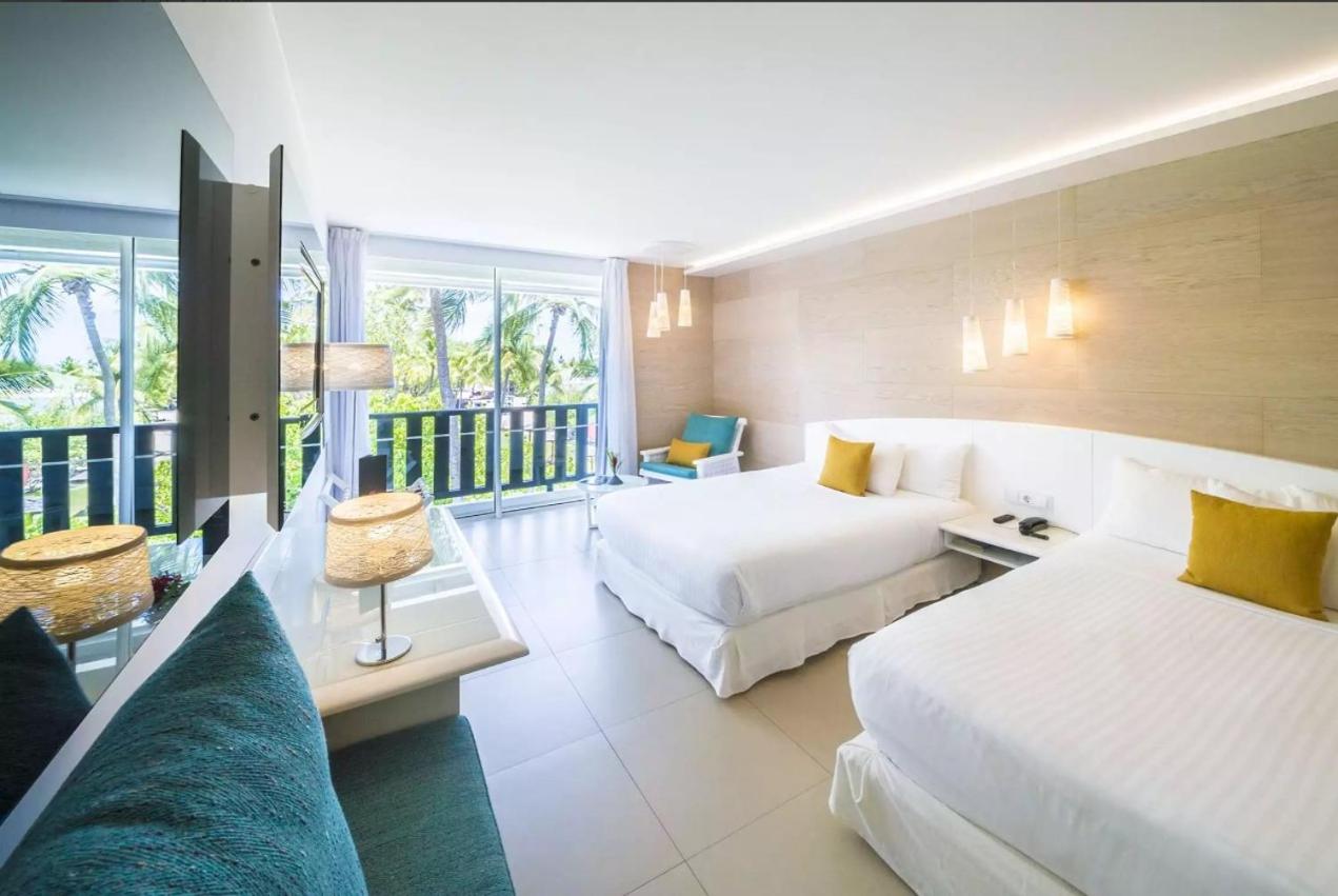 Superior Room with Two Double Beds - Photo 1