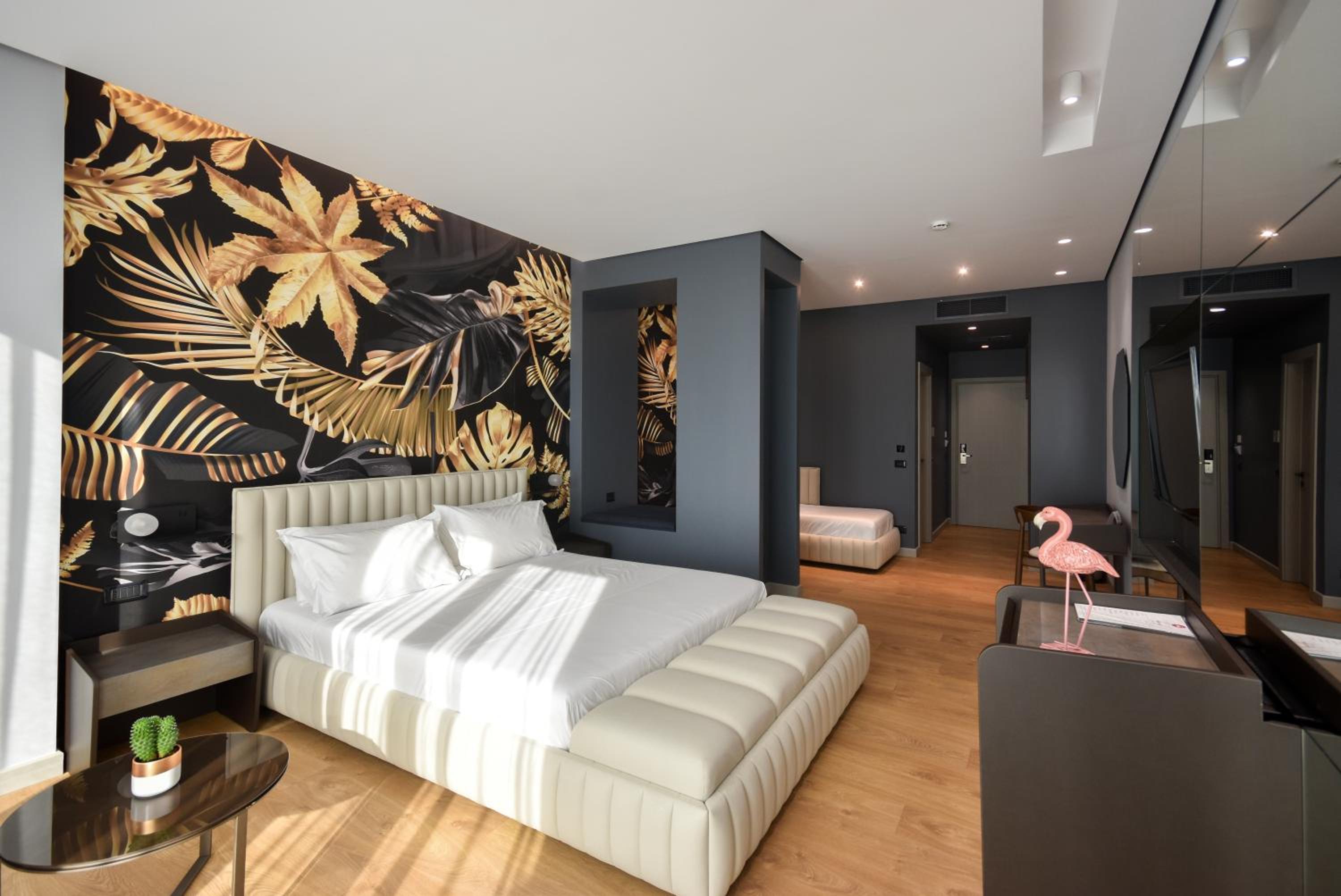 Luxury Triple Room