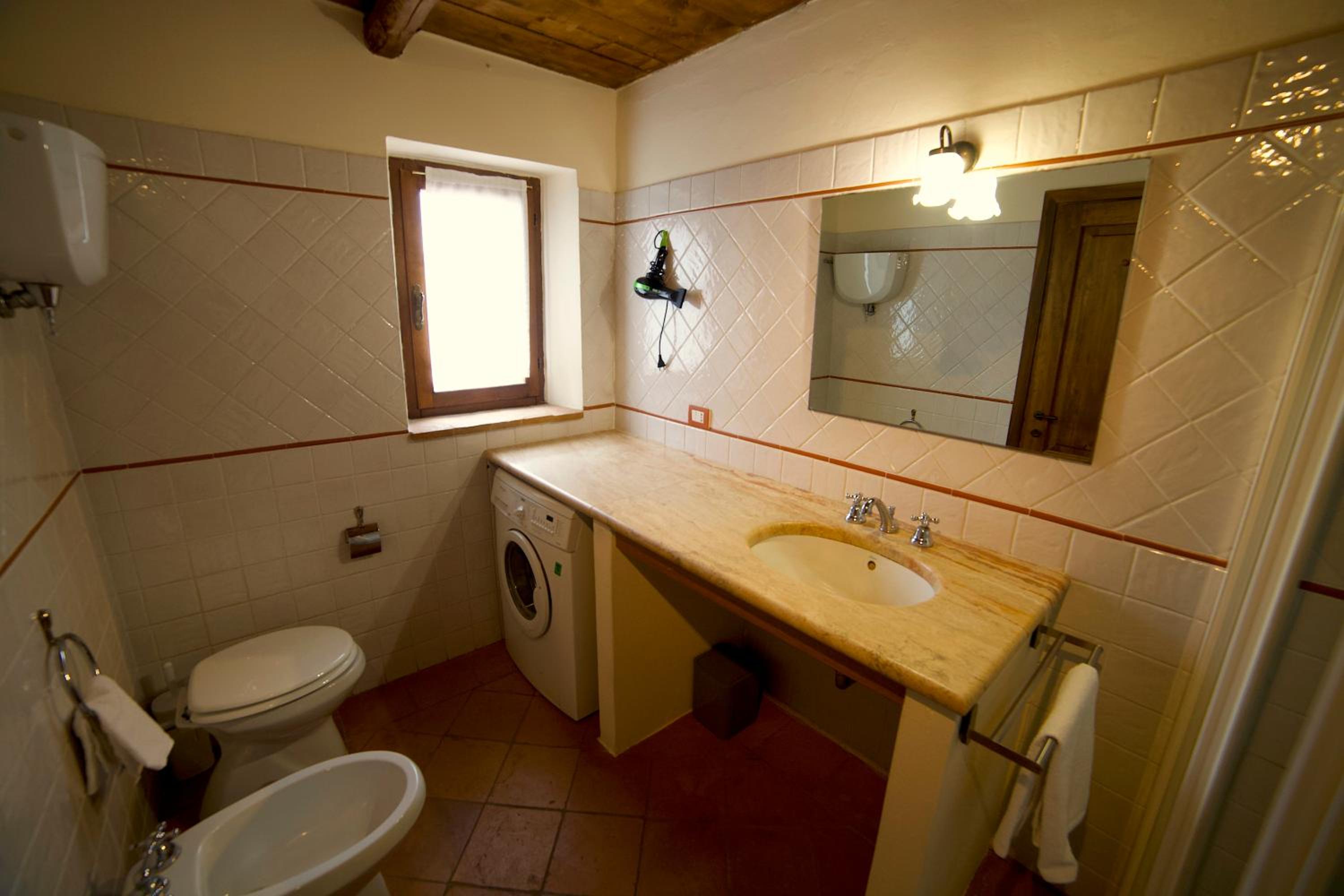 One-Bedroom House photo 3