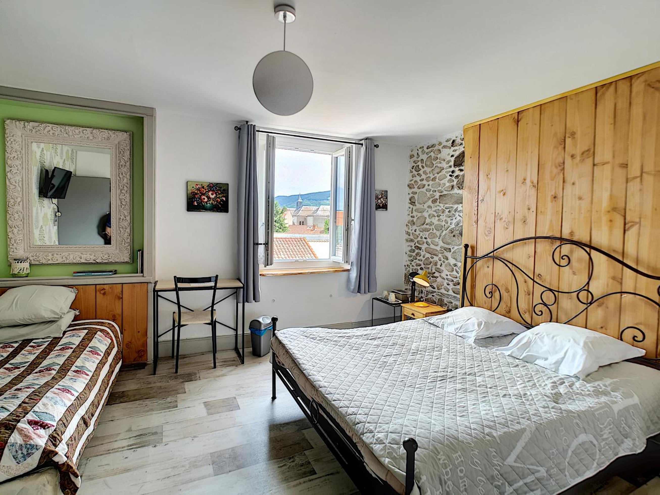 Double Room with Garden View - Photo 1