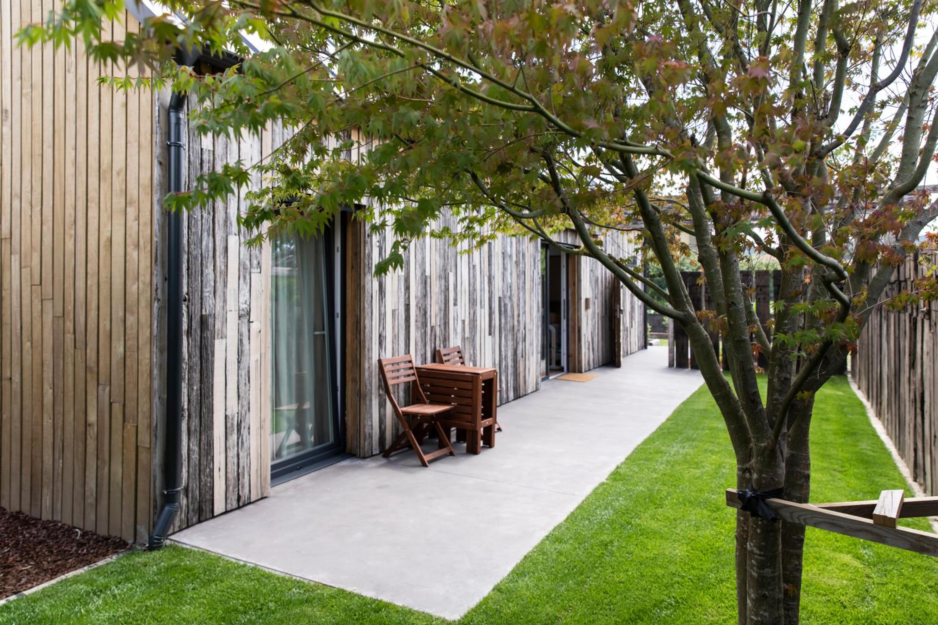Apartment with Garden View - Photo 11